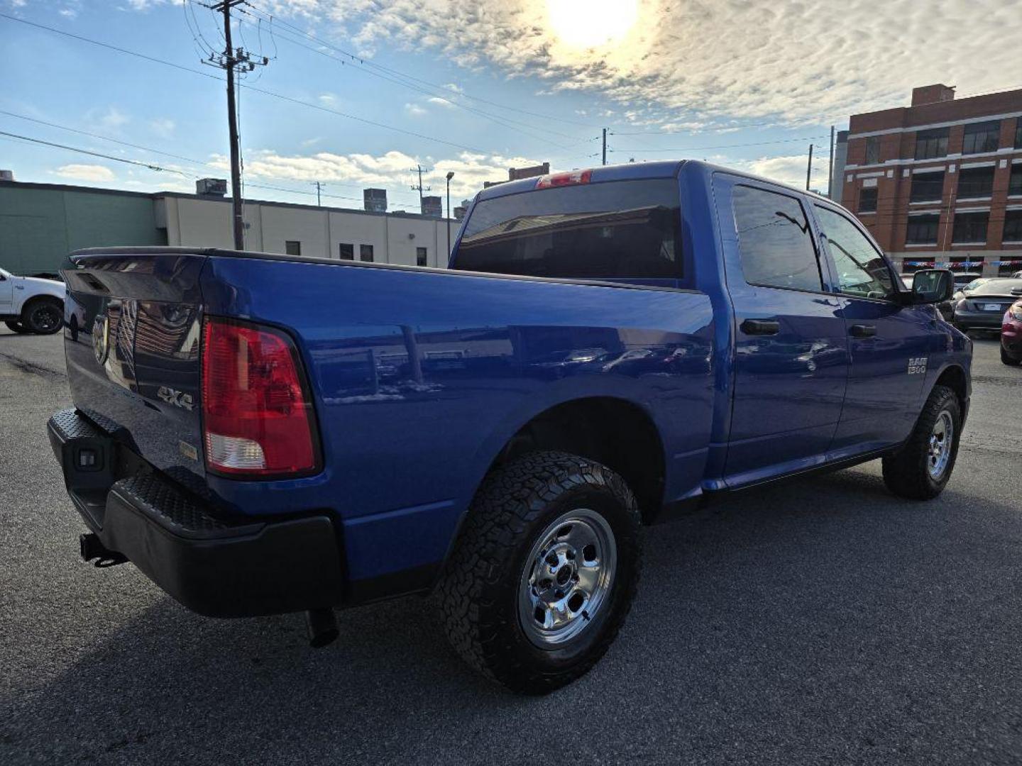 2016 BLUE RAM 1500 ST (1C6RR7KGXGS) with an 3.6L engine, Automatic transmission, located at 131 N Cameron st, Harrisburg, PA, 17101, (717) 561-2926, 40.267086, -76.875374 - WE FINANCE!!! Good Credit/ Bad Credit/ No Credit - ALL Trade-Ins Welcomed!!! ***Guaranteed Credit Approval*** APPLY ONLINE or CALL us TODAY ;) Please call us to discuss your cash and financing options. - Photo#4