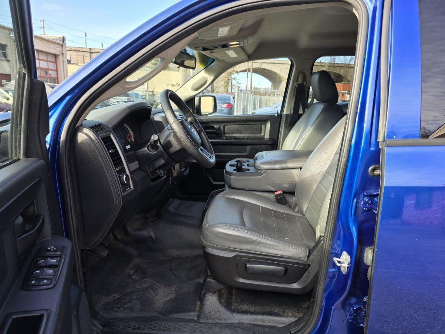 2016 BLUE RAM 1500 ST (1C6RR7KGXGS) with an 3.6L engine, Automatic transmission, located at 131 N Cameron st, Harrisburg, PA, 17101, (717) 561-2926, 40.267086, -76.875374 - WE FINANCE!!! Good Credit/ Bad Credit/ No Credit - ALL Trade-Ins Welcomed!!! ***Guaranteed Credit Approval*** APPLY ONLINE or CALL us TODAY ;) Please call us to discuss your cash and financing options. - Photo#12