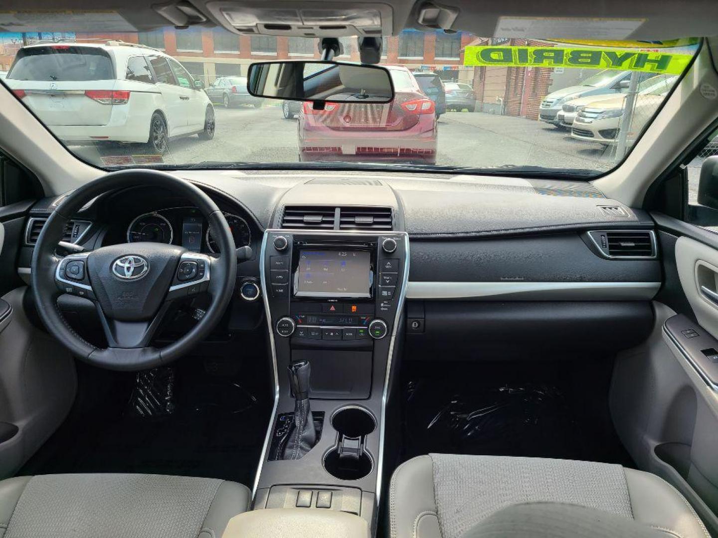 2016 GRAY TOYOTA CAMRY HYBRID SE (4T1BD1FK4GU) with an 2.5L engine, Continuously Variable transmission, located at 7981 Paxton Street, Harrisburg, PA, 17111, (717) 561-2926, 40.261490, -76.749229 - WE FINANCE!!! Good Credit/ Bad Credit/ No Credit - ALL Trade-Ins Welcomed!!! ***Guaranteed Credit Approval*** APPLY ONLINE or CALL us TODAY ;) Internet Prices and Marketplace Prices are SPECIAL discounted ***CASH DEALS*** Retail Prices are higher. Please call us to discuss your cash and finan - Photo#9