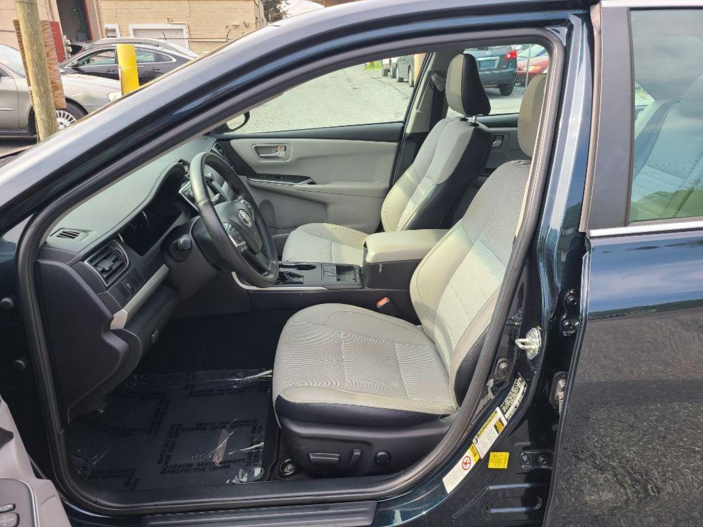 2016 GRAY TOYOTA CAMRY HYBRID SE (4T1BD1FK4GU) with an 2.5L engine, Continuously Variable transmission, located at 7981 Paxton Street, Harrisburg, PA, 17111, (717) 561-2926, 40.261490, -76.749229 - WE FINANCE!!! Good Credit/ Bad Credit/ No Credit - ALL Trade-Ins Welcomed!!! ***Guaranteed Credit Approval*** APPLY ONLINE or CALL us TODAY ;) Internet Prices and Marketplace Prices are SPECIAL discounted ***CASH DEALS*** Retail Prices are higher. Please call us to discuss your cash and finan - Photo#12