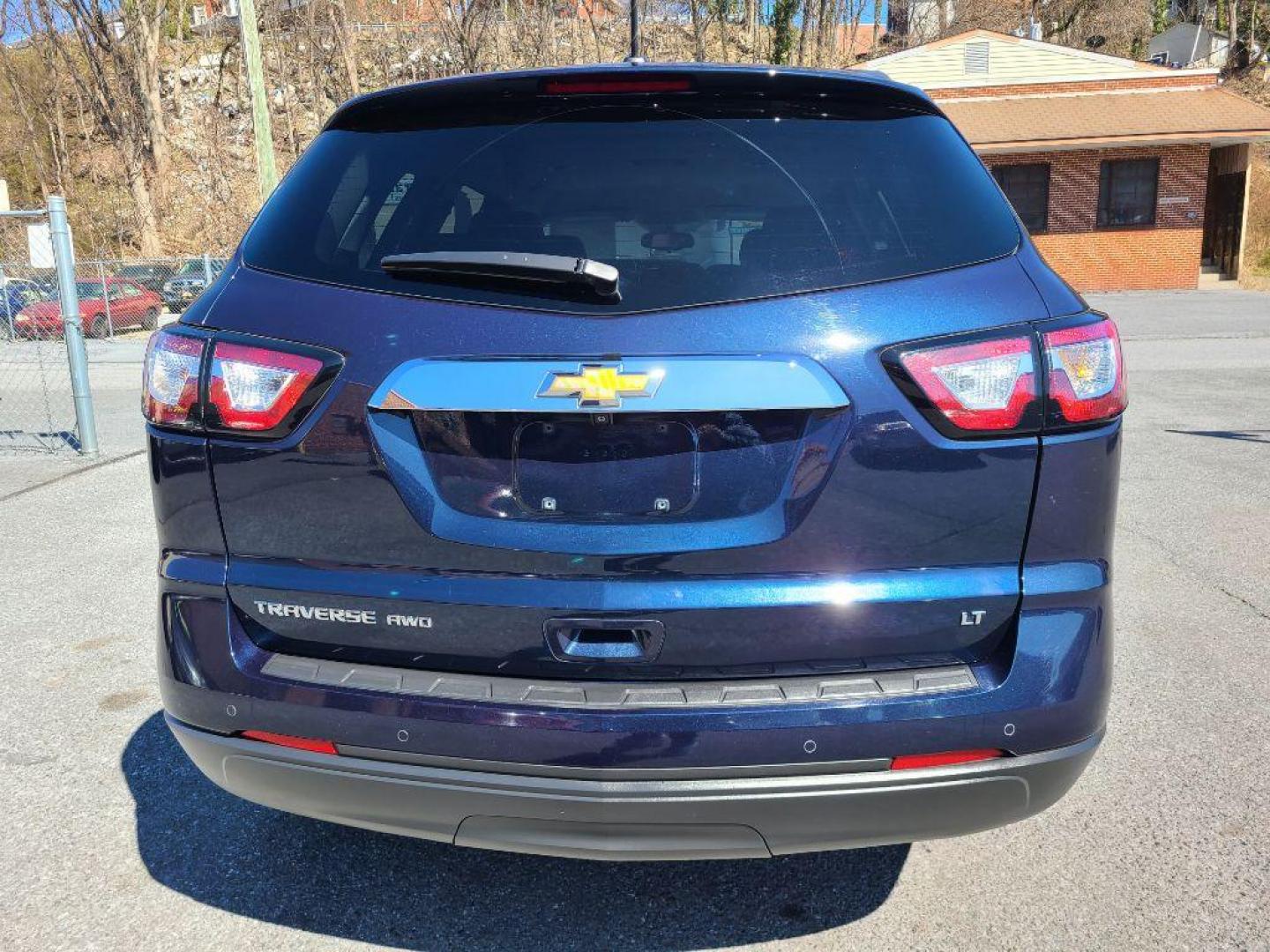 2017 BLUE CHEVROLET TRAVERSE LT (1GNKVGKD9HJ) with an 3.6L engine, Automatic transmission, located at 117 North Cameron Street, Harrisburg, PA, 17101, (717) 963-8962, 40.267021, -76.875351 - WE FINANCE!!! Good Credit/ Bad Credit/ No Credit - ALL Trade-Ins Welcomed!!! ***Guaranteed Credit Approval*** APPLY ONLINE or CALL us TODAY ;) Internet Prices and Marketplace Prices are SPECIAL discounted ***CASH DEALS*** Retail Prices are higher. Please call us to discuss your cash and finan - Photo#3