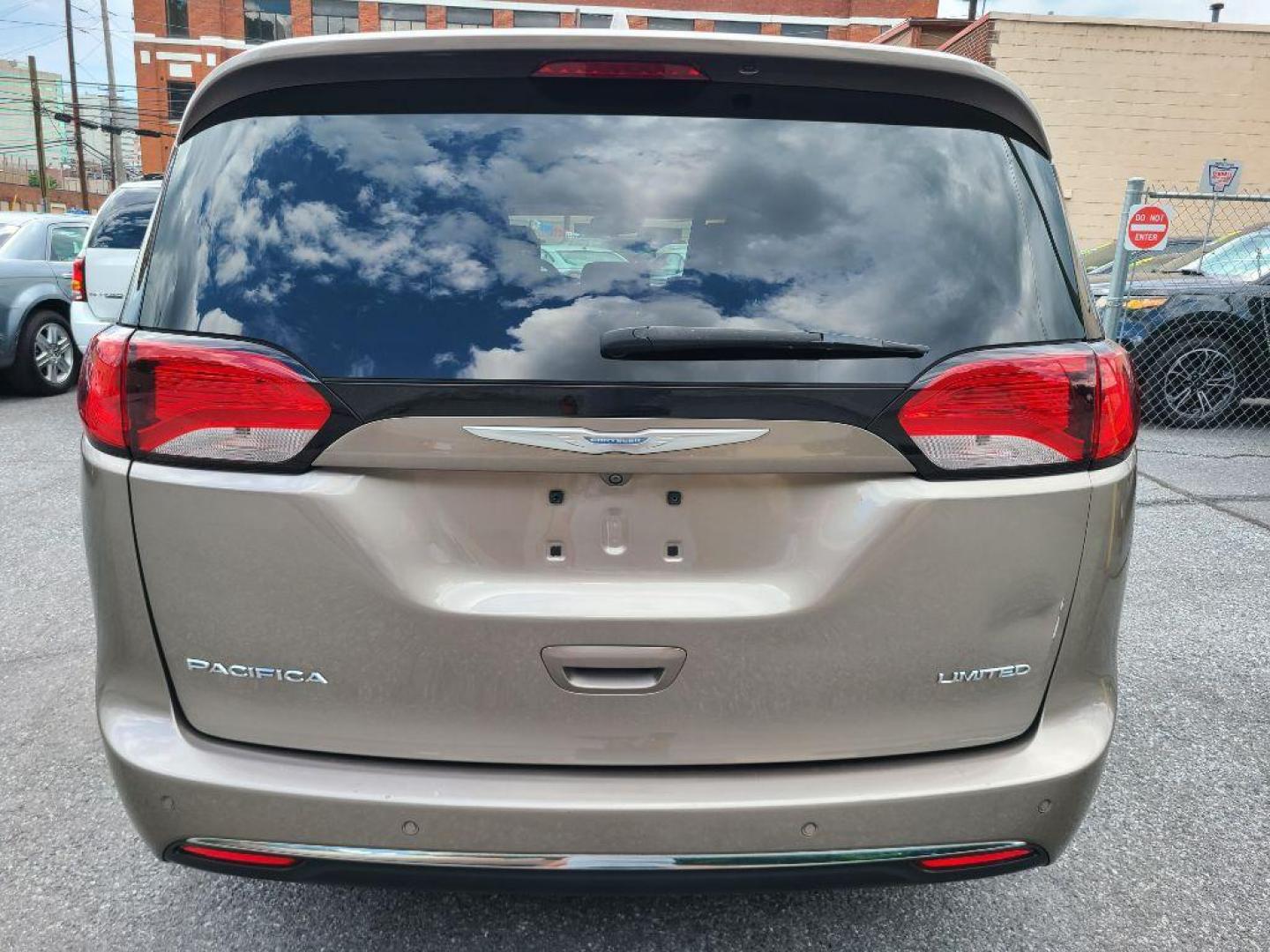 2017 GRAY CHRYSLER PACIFICA LIMITED (2C4RC1GG8HR) with an 3.6L engine, Automatic transmission, located at 117 North Cameron Street, Harrisburg, PA, 17101, (717) 963-8962, 40.267021, -76.875351 - WE FINANCE!!! Good Credit/ Bad Credit/ No Credit - ALL Trade-Ins Welcomed!!! ***Guaranteed Credit Approval*** APPLY ONLINE or CALL us TODAY ;) Internet Prices and Marketplace Prices are SPECIAL discounted ***CASH DEALS*** Retail Prices are higher. Please call us to discuss your cash and finan - Photo#2