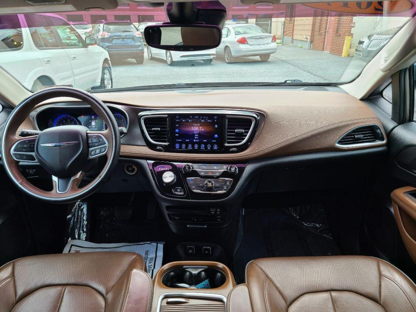 2017 GRAY CHRYSLER PACIFICA LIMITED (2C4RC1GG8HR) with an 3.6L engine, Automatic transmission, located at 117 North Cameron Street, Harrisburg, PA, 17101, (717) 963-8962, 40.267021, -76.875351 - WE FINANCE!!! Good Credit/ Bad Credit/ No Credit - ALL Trade-Ins Welcomed!!! ***Guaranteed Credit Approval*** APPLY ONLINE or CALL us TODAY ;) Internet Prices and Marketplace Prices are SPECIAL discounted ***CASH DEALS*** Retail Prices are higher. Please call us to discuss your cash and finan - Photo#8