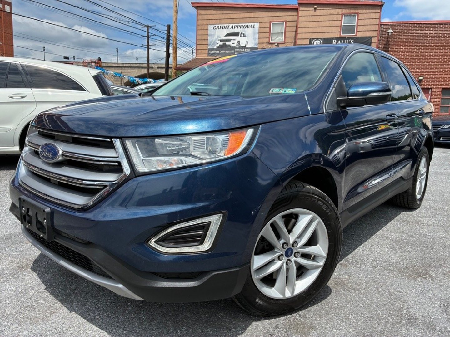 2017 BLUE FORD EDGE SEL (2FMPK4J83HB) with an 3.5L engine, Automatic transmission, located at 117 North Cameron Street, Harrisburg, PA, 17101, (717) 963-8962, 40.267021, -76.875351- Photo#0