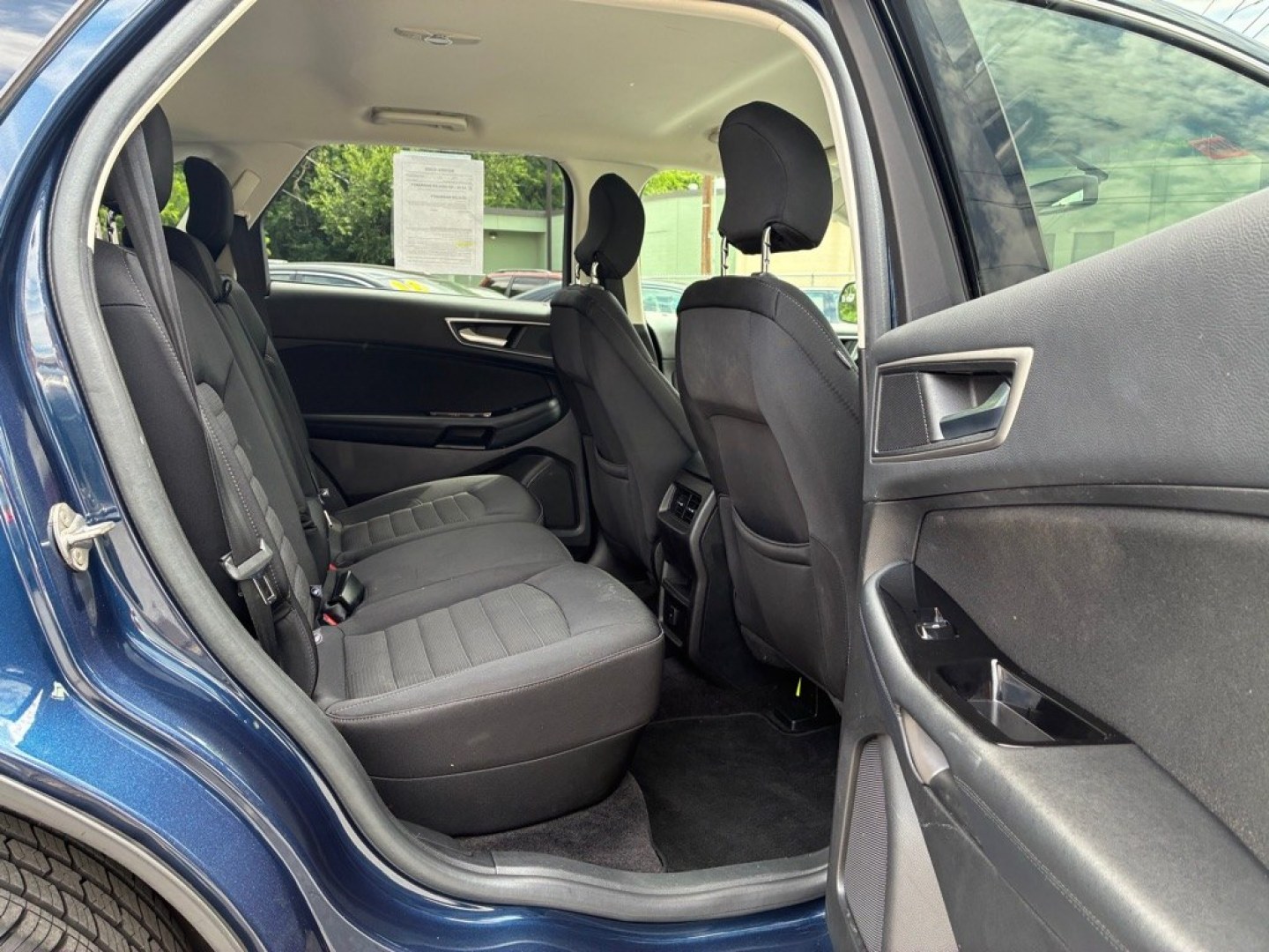2017 BLUE FORD EDGE SEL (2FMPK4J83HB) with an 3.5L engine, Automatic transmission, located at 117 North Cameron Street, Harrisburg, PA, 17101, (717) 963-8962, 40.267021, -76.875351- Photo#9