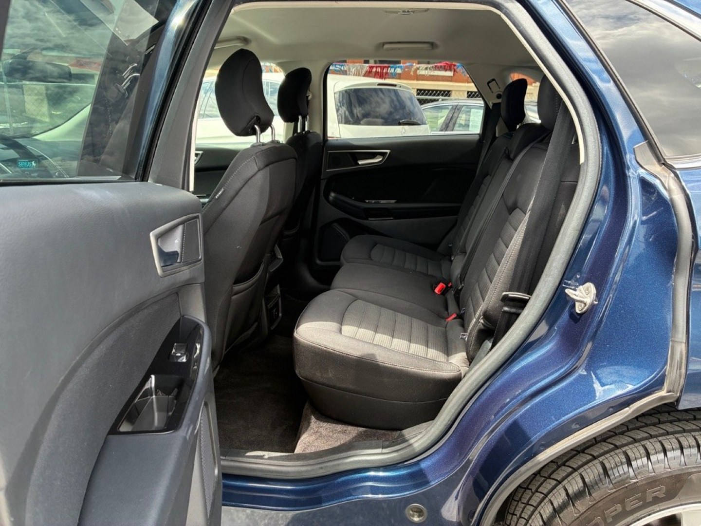 2017 BLUE FORD EDGE SEL (2FMPK4J83HB) with an 3.5L engine, Automatic transmission, located at 117 North Cameron Street, Harrisburg, PA, 17101, (717) 963-8962, 40.267021, -76.875351- Photo#11