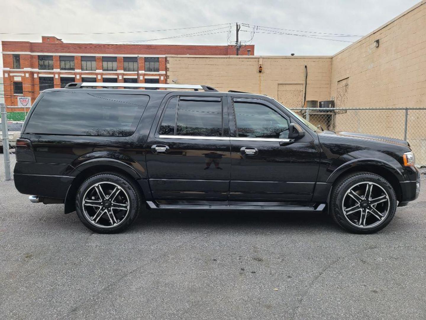 2017 BLACK FORD EXPEDITION EL LIMITED (1FMJK2AT0HE) with an 3.5L engine, Automatic transmission, located at 7981 Paxton Street, Harrisburg, PA, 17111, (717) 561-2926, 40.261490, -76.749229 - Photo#5