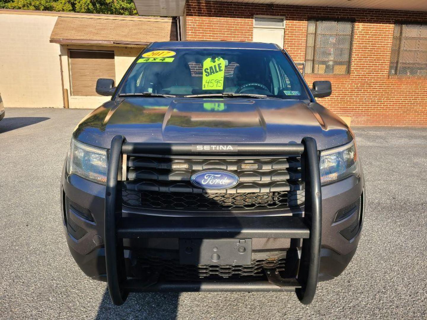 2017 GRAY FORD EXPLORER POLICE INTERCEPTOR (1FM5K8AR6HG) with an 3.7L engine, Automatic transmission, located at 117 North Cameron Street, Harrisburg, PA, 17101, (717) 963-8962, 40.267021, -76.875351 - Photo#7
