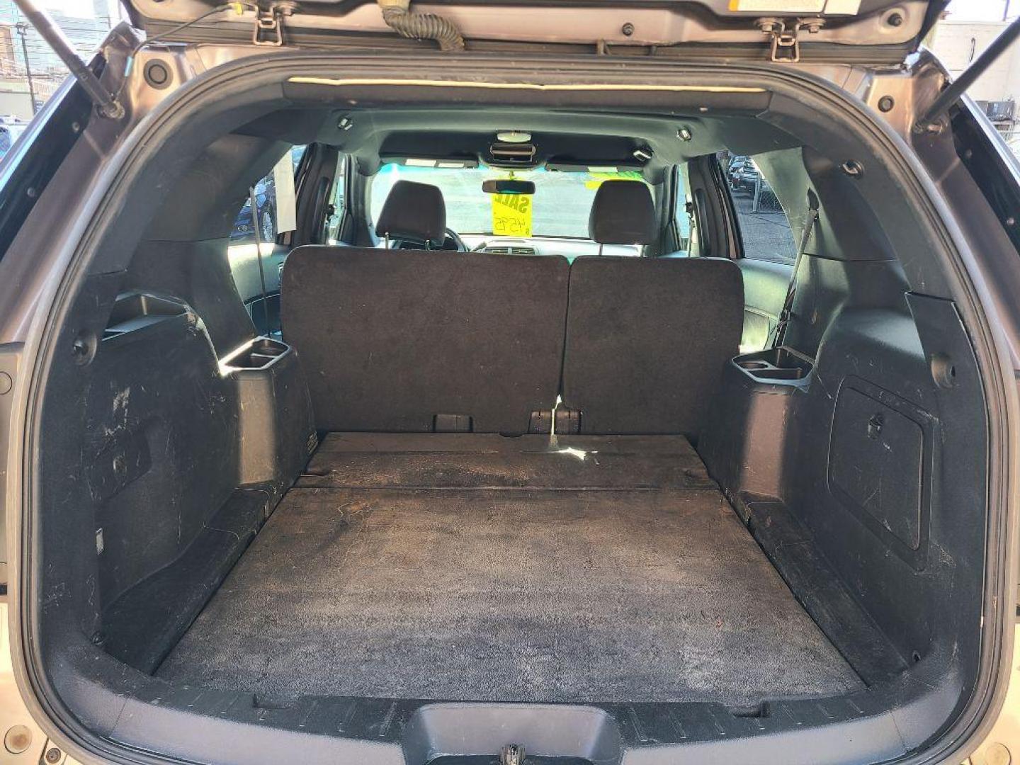 2017 GRAY FORD EXPLORER POLICE INTERCEPTOR (1FM5K8AR6HG) with an 3.7L engine, Automatic transmission, located at 117 North Cameron Street, Harrisburg, PA, 17101, (717) 963-8962, 40.267021, -76.875351 - Photo#11