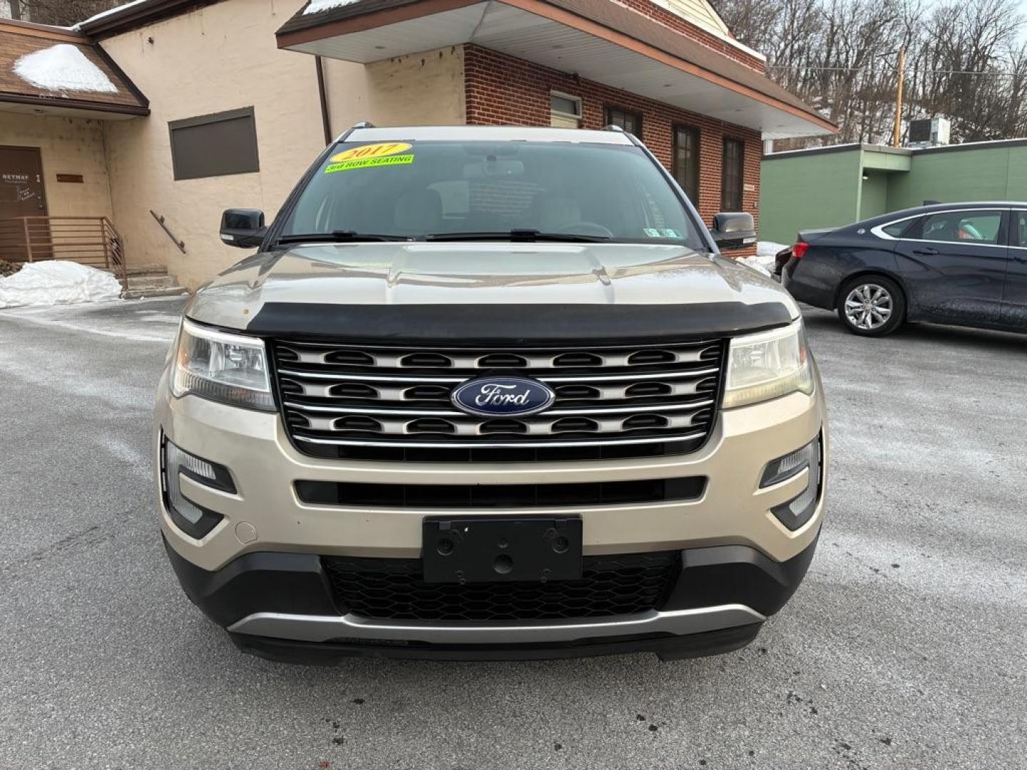 2017 GOLD FORD EXPLORER XLT (1FM5K8D84HG) with an 3.5L engine, Automatic transmission, located at 117 North Cameron Street, Harrisburg, PA, 17101, (717) 963-8962, 40.267021, -76.875351 - WE FINANCE!!! Good Credit/ Challenged Credit/ No Credit - ALL Trade-Ins Welcomed!!! APPLY ONLINE or CALL us TODAY ;) Please call us to discuss your cash and/or financing options. - Photo#7