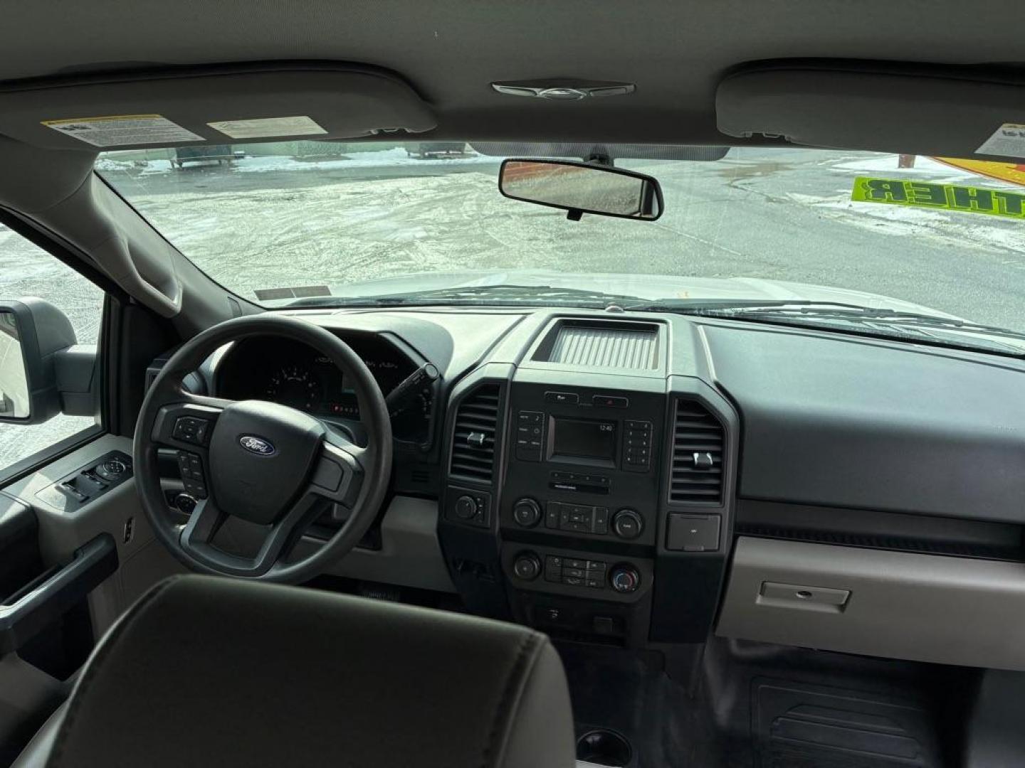 2017 WHITE FORD F150 SUPER CAB XL (1FTEX1E85HF) with an 3.5L engine, Automatic transmission, located at 131 N Cameron st, Harrisburg, PA, 17101, (717) 561-2926, 40.267086, -76.875374 - WE FINANCE!!! Good Credit/ Challenged Credit/ No Credit - ALL Trade-Ins Welcomed!!! APPLY ONLINE or CALL us TODAY ;) Please call us to discuss your cash and/or financing options. - Photo#10