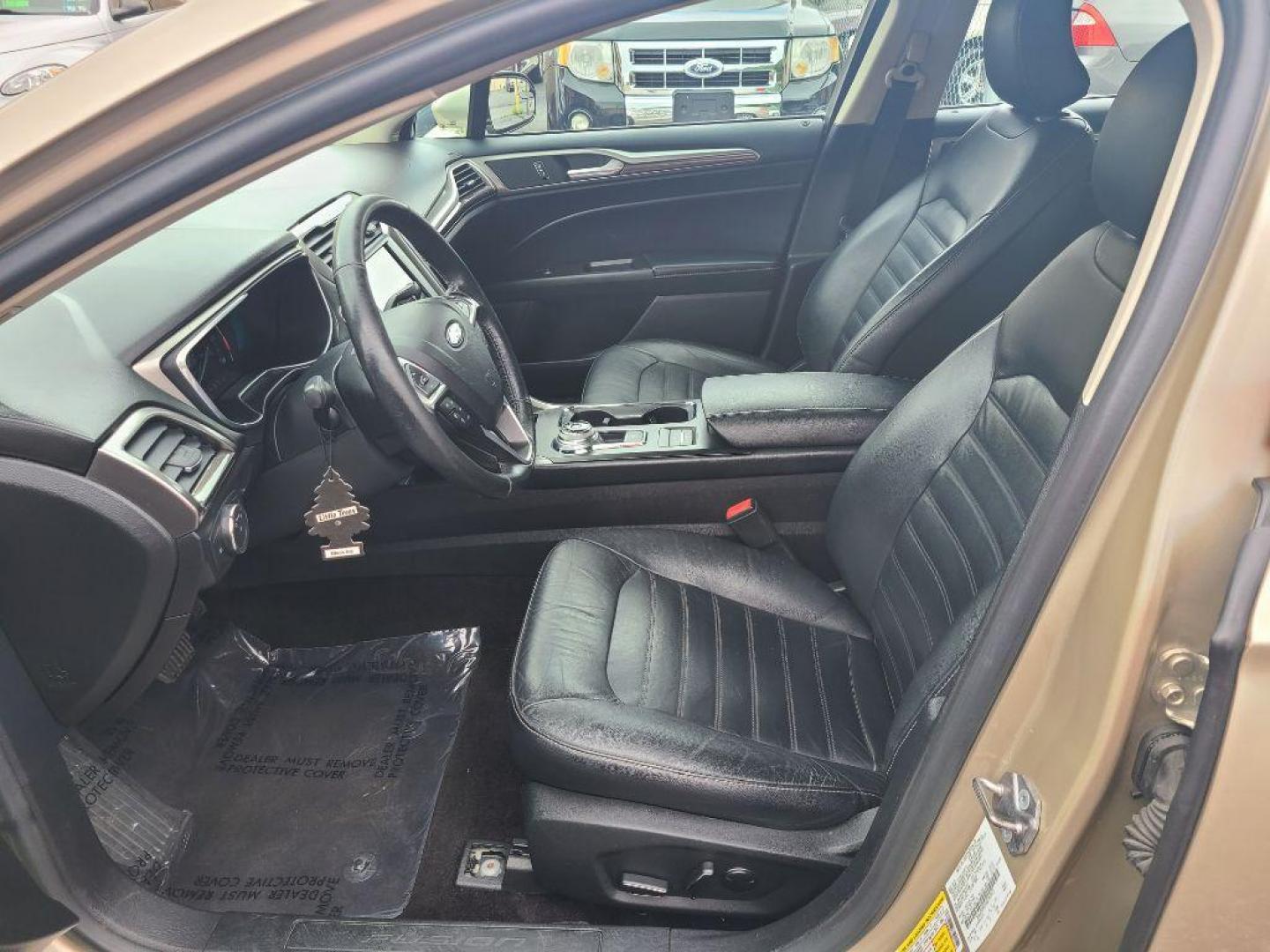 2017 TAN FORD FUSION SE PHEV (3FA6P0PU2HR) with an 2.0L engine, Continuously Variable transmission, located at 117 North Cameron Street, Harrisburg, PA, 17101, (717) 963-8962, 40.267021, -76.875351 - Photo#12