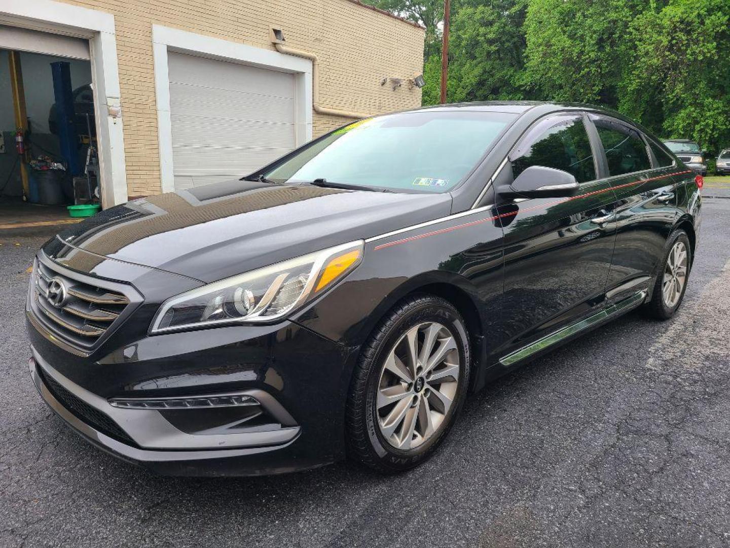 2017 BLACK HYUNDAI SONATA SPORT (5NPE34AF8HH) with an 2.4L engine, Automatic transmission, located at 7981 Paxton Street, Harrisburg, PA, 17111, (717) 561-2926, 40.261490, -76.749229 - WE FINANCE!!! Good Credit/ Bad Credit/ No Credit - ALL Trade-Ins Welcomed!!! ***Guaranteed Credit Approval*** APPLY ONLINE or CALL us TODAY ;) Internet Prices and Marketplace Prices are SPECIAL discounted ***CASH DEALS*** Retail Prices are higher. Please call us to discuss your cash and finan - Photo#0