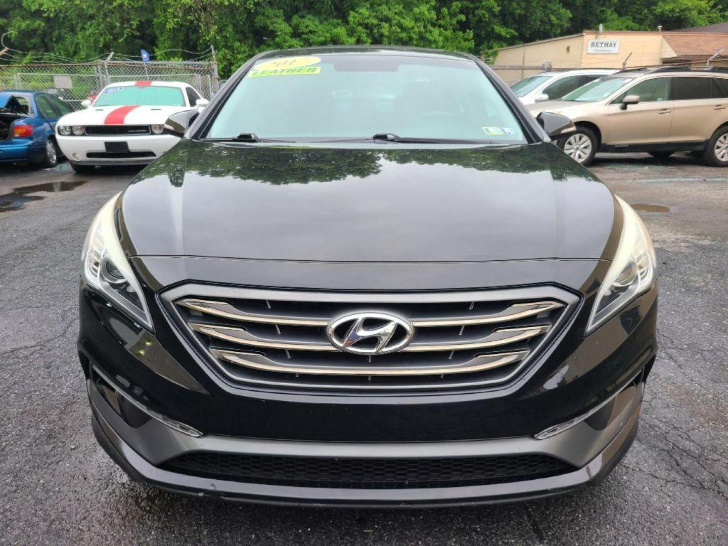 2017 BLACK HYUNDAI SONATA SPORT (5NPE34AF8HH) with an 2.4L engine, Automatic transmission, located at 7981 Paxton Street, Harrisburg, PA, 17111, (717) 561-2926, 40.261490, -76.749229 - WE FINANCE!!! Good Credit/ Bad Credit/ No Credit - ALL Trade-Ins Welcomed!!! ***Guaranteed Credit Approval*** APPLY ONLINE or CALL us TODAY ;) Internet Prices and Marketplace Prices are SPECIAL discounted ***CASH DEALS*** Retail Prices are higher. Please call us to discuss your cash and finan - Photo#6