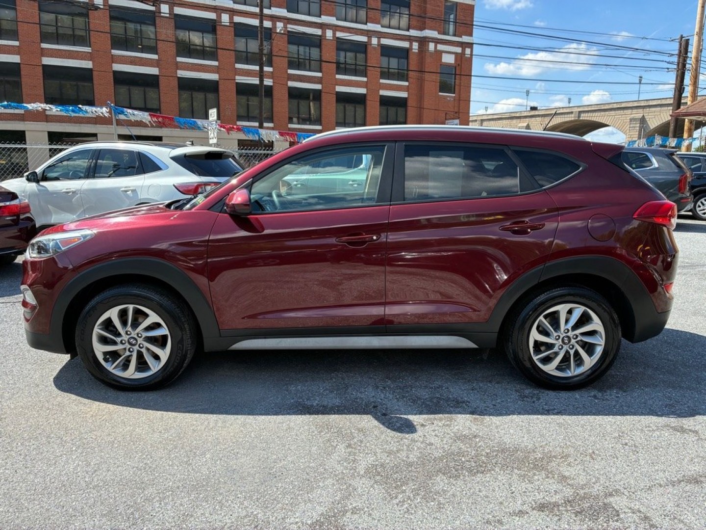 2017 RED HYUNDAI TUCSON LIMITED (KM8J3CA4XHU) with an 2.0L engine, Automatic transmission, located at 117 North Cameron Street, Harrisburg, PA, 17101, (717) 963-8962, 40.267021, -76.875351 - WE FINANCE!!! MOST vehicles are available for financing. Good Credit/ Challenged Credit/ No Credit - ALL Trade-Ins Welcomed!!! APPLY ONLINE or CALL us TODAY Please call us to discuss your cash and/or financing options. Thanks for checking our inventory! We're here to help.- Photo#1