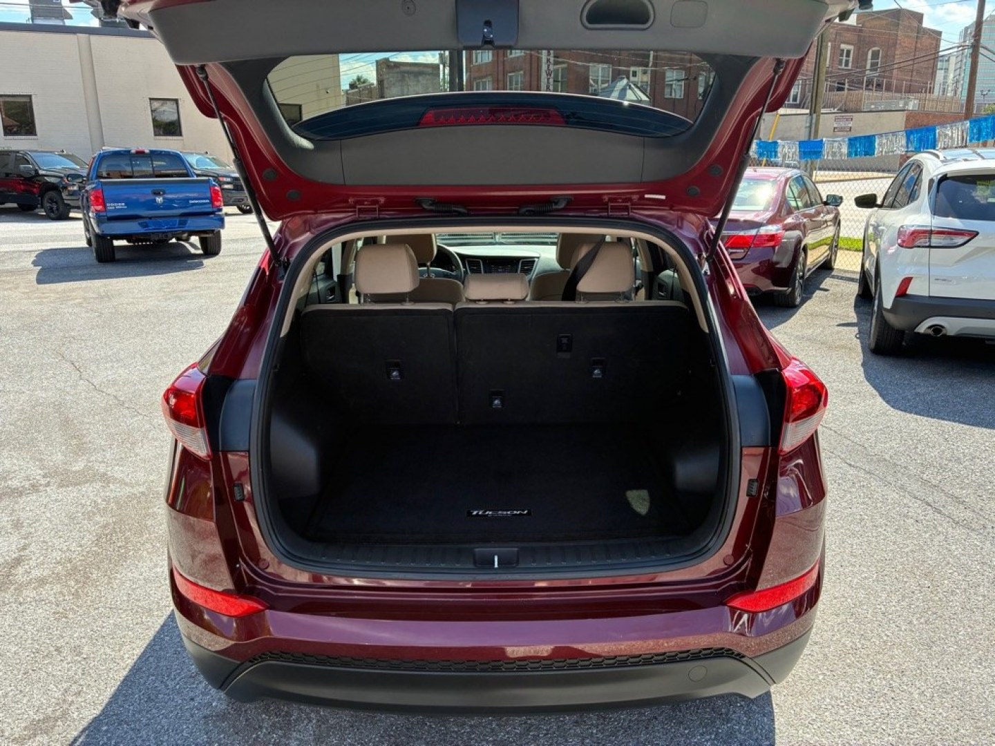 2017 RED HYUNDAI TUCSON LIMITED (KM8J3CA4XHU) with an 2.0L engine, Automatic transmission, located at 117 North Cameron Street, Harrisburg, PA, 17101, (717) 963-8962, 40.267021, -76.875351 - WE FINANCE!!! MOST vehicles are available for financing. Good Credit/ Challenged Credit/ No Credit - ALL Trade-Ins Welcomed!!! APPLY ONLINE or CALL us TODAY Please call us to discuss your cash and/or financing options. Thanks for checking our inventory! We're here to help.- Photo#10