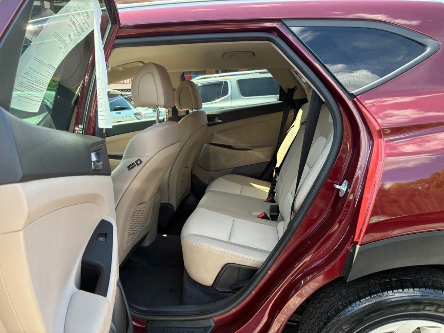2017 RED HYUNDAI TUCSON LIMITED (KM8J3CA4XHU) with an 2.0L engine, Automatic transmission, located at 117 North Cameron Street, Harrisburg, PA, 17101, (717) 963-8962, 40.267021, -76.875351 - WE FINANCE!!! MOST vehicles are available for financing. Good Credit/ Challenged Credit/ No Credit - ALL Trade-Ins Welcomed!!! APPLY ONLINE or CALL us TODAY Please call us to discuss your cash and/or financing options. Thanks for checking our inventory! We're here to help.- Photo#11