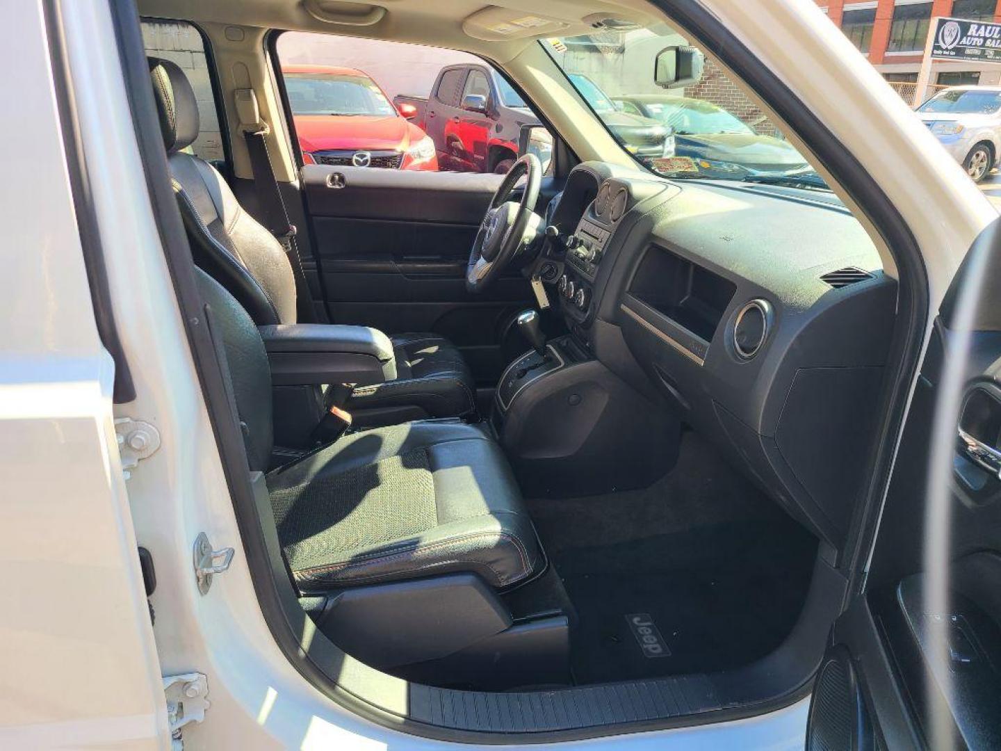 2017 WHITE JEEP PATRIOT SPORT (1C4NJRBB8HD) with an 2.4L engine, Continuously Variable transmission, located at 117 North Cameron Street, Harrisburg, PA, 17101, (717) 963-8962, 40.267021, -76.875351 - WE FINANCE!!! Good Credit/ Bad Credit/ No Credit - ALL Trade-Ins Welcomed!!! ***Guaranteed Credit Approval*** APPLY ONLINE or CALL us TODAY ;) Internet Prices and Marketplace Prices are SPECIAL discounted ***CASH DEALS*** Retail Prices are higher. Please call us to discuss your cash and finan - Photo#10