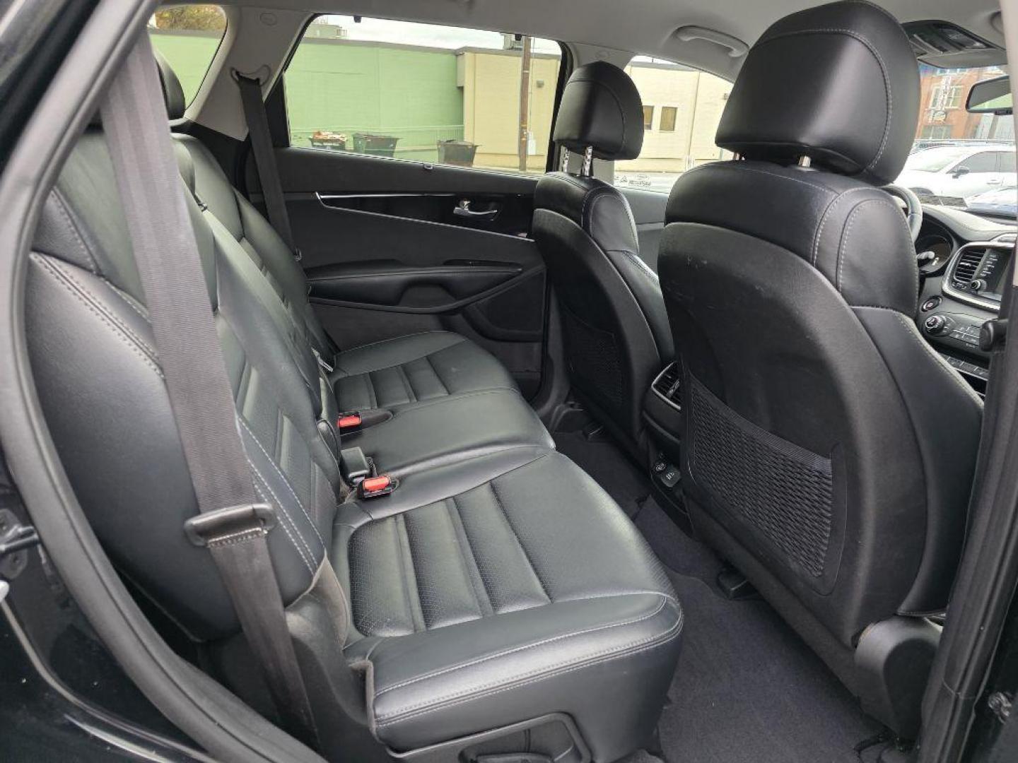 2017 BLACK KIA SORENTO EX (5XYPHDA59HG) with an 3.3L engine, Automatic transmission, located at 117 North Cameron Street, Harrisburg, PA, 17101, (717) 963-8962, 40.267021, -76.875351 - WE FINANCE!!! Good Credit/ Bad Credit/ No Credit - ALL Trade-Ins Welcomed!!! ***Guaranteed Credit Approval*** APPLY ONLINE or CALL us TODAY ;) Please call us to discuss your cash and financing options. - Photo#14