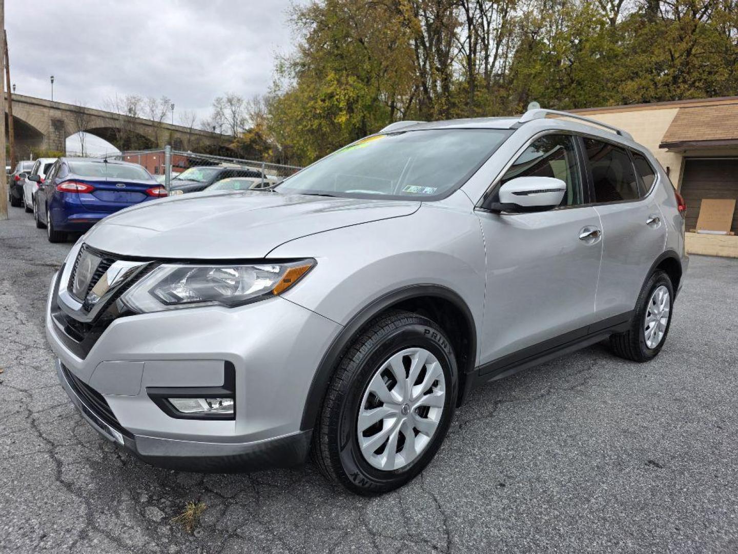2017 SILVER NISSAN ROGUE S (KNMAT2MVXHP) with an 2.5L engine, Continuously Variable transmission, located at 117 North Cameron Street, Harrisburg, PA, 17101, (717) 963-8962, 40.267021, -76.875351 - WE FINANCE!!! Good Credit/ Bad Credit/ No Credit - ALL Trade-Ins Welcomed!!! ***Guaranteed Credit Approval*** APPLY ONLINE or CALL us TODAY ;) Please call us to discuss your cash and financing options. - Photo#0