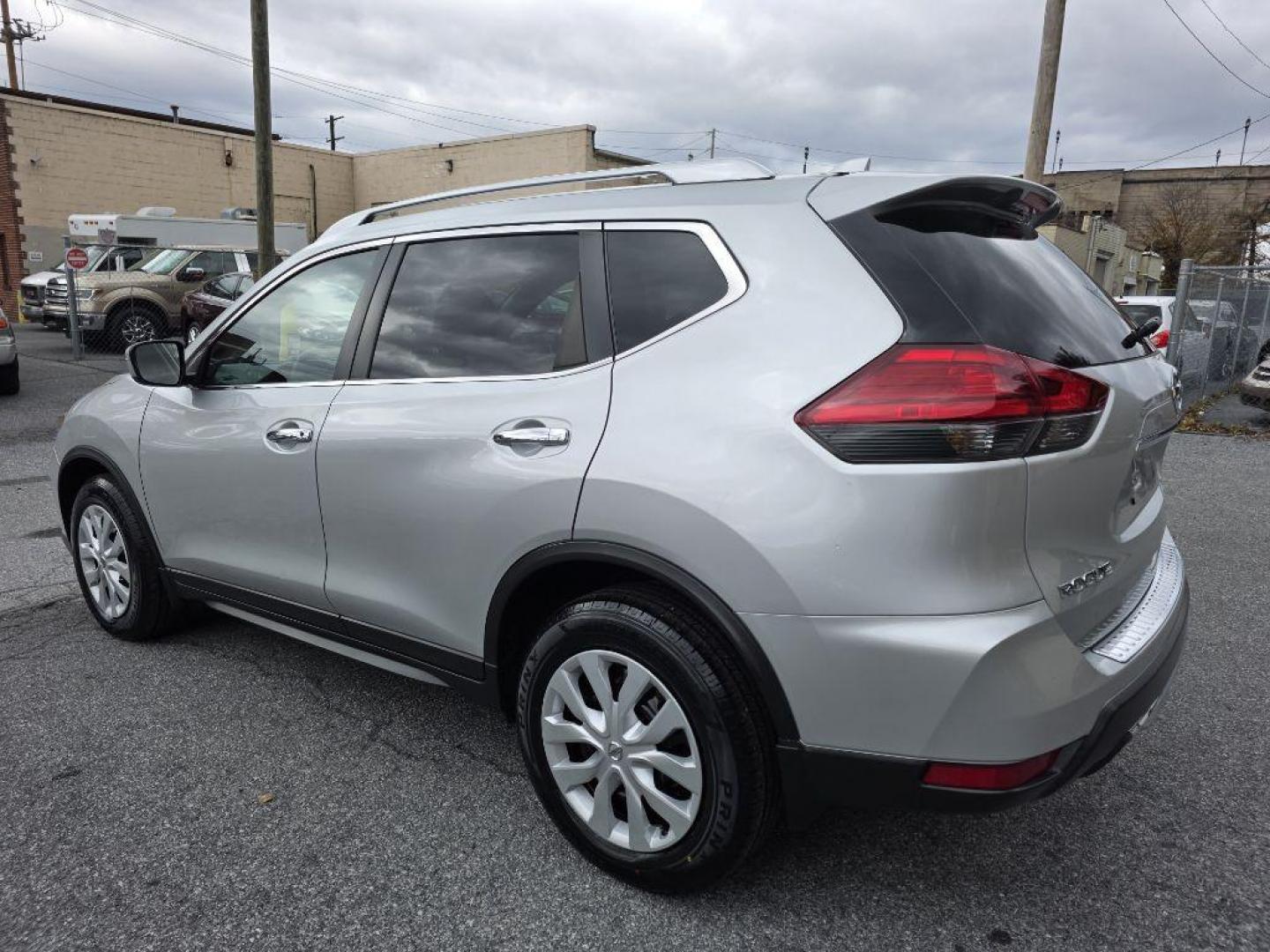 2017 SILVER NISSAN ROGUE S (KNMAT2MVXHP) with an 2.5L engine, Continuously Variable transmission, located at 117 North Cameron Street, Harrisburg, PA, 17101, (717) 963-8962, 40.267021, -76.875351 - WE FINANCE!!! Good Credit/ Bad Credit/ No Credit - ALL Trade-Ins Welcomed!!! ***Guaranteed Credit Approval*** APPLY ONLINE or CALL us TODAY ;) Please call us to discuss your cash and financing options. - Photo#1