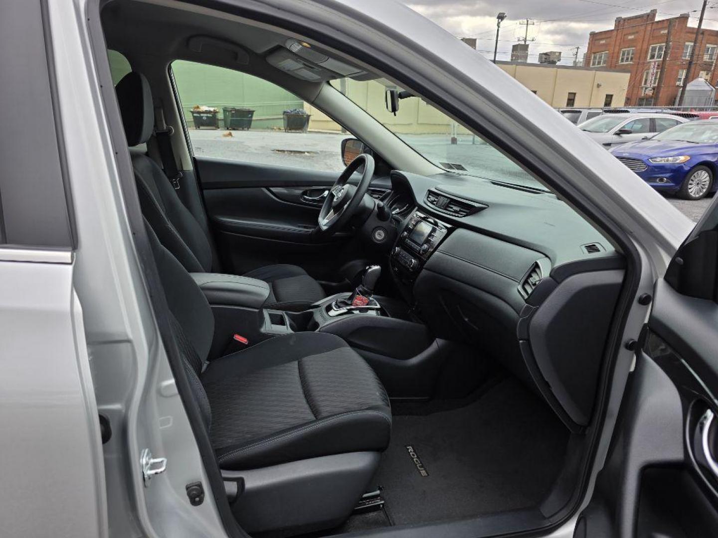 2017 SILVER NISSAN ROGUE S (KNMAT2MVXHP) with an 2.5L engine, Continuously Variable transmission, located at 117 North Cameron Street, Harrisburg, PA, 17101, (717) 963-8962, 40.267021, -76.875351 - WE FINANCE!!! Good Credit/ Bad Credit/ No Credit - ALL Trade-Ins Welcomed!!! ***Guaranteed Credit Approval*** APPLY ONLINE or CALL us TODAY ;) Please call us to discuss your cash and financing options. - Photo#8