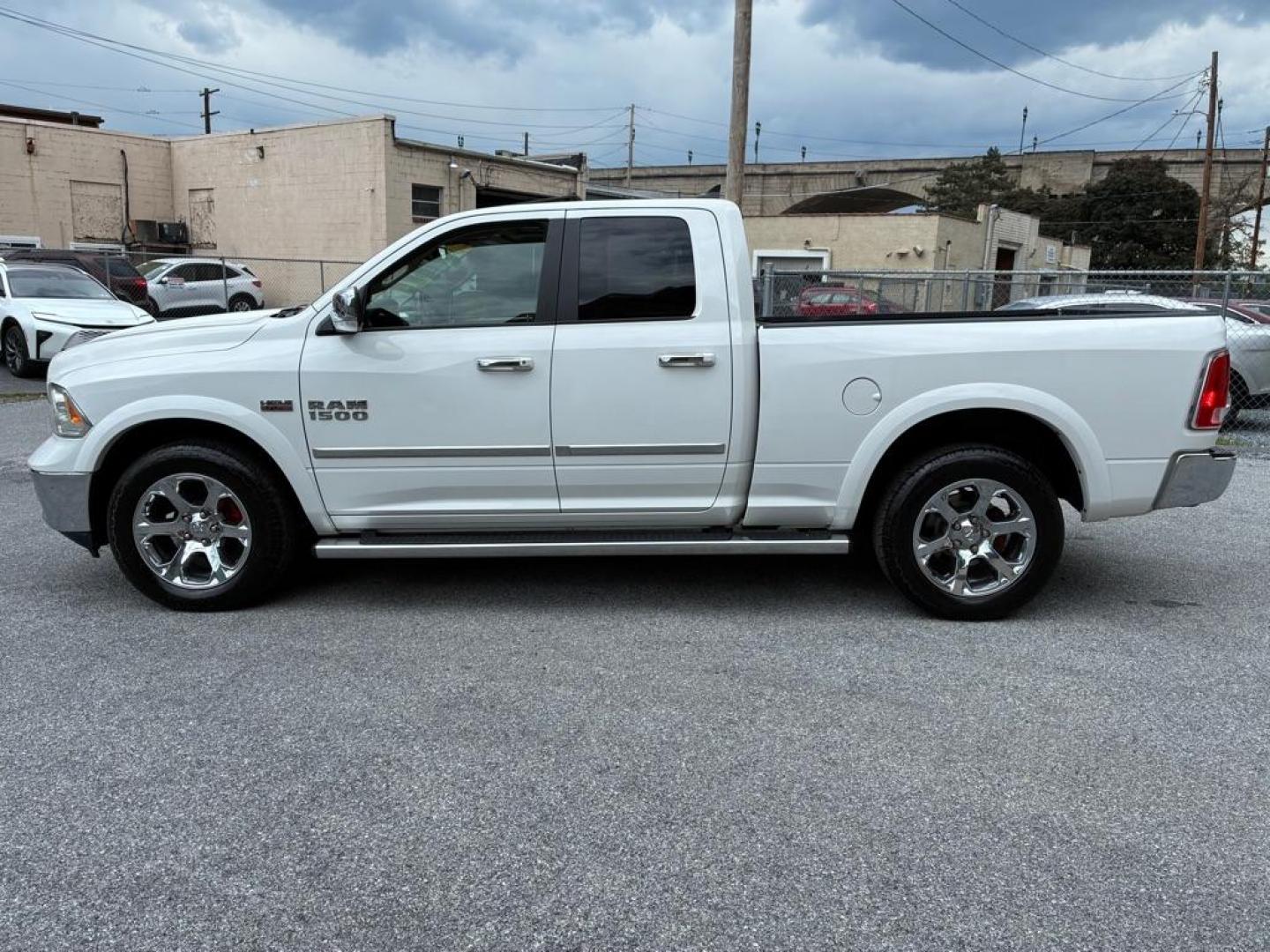 2017 WHITE RAM 1500 LARAMIE (1C6RR7JT4HS) with an 5.7L engine, Automatic transmission, located at 117 North Cameron Street, Harrisburg, PA, 17101, (717) 963-8962, 40.267021, -76.875351 - WE FINANCE!!! MOST vehicles are available for financing. Good Credit/ Challenged Credit/ No Credit - ALL Trade-Ins Welcomed!!! APPLY ONLINE or CALL us TODAY Please call us to discuss your cash and/or financing options. Thanks for checking our inventory! We're here to help. - Photo#1