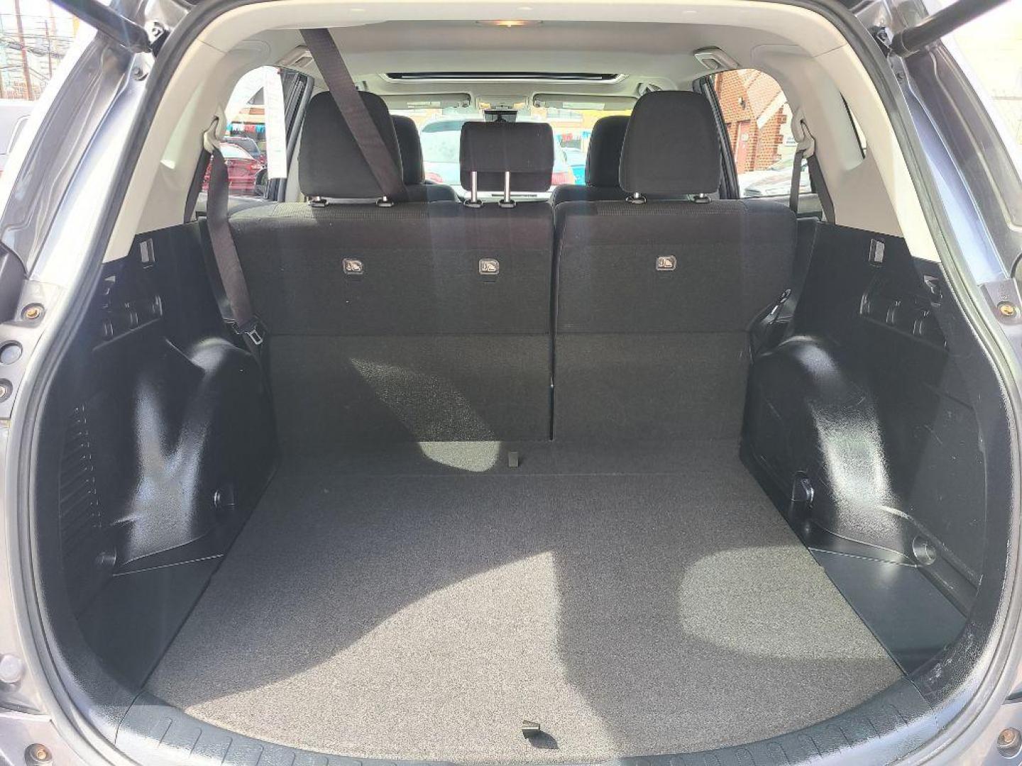 2017 GRAY TOYOTA RAV4 XLE (JTMRFREV2HJ) with an 2.5L engine, Automatic transmission, located at 7981 Paxton Street, Harrisburg, PA, 17111, (717) 561-2926, 40.261490, -76.749229 - WE FINANCE!!! Good Credit/ Bad Credit/ No Credit - ALL Trade-Ins Welcomed!!! ***Guaranteed Credit Approval*** APPLY ONLINE or CALL us TODAY ;) Internet Prices and Marketplace Prices are SPECIAL discounted ***CASH DEALS*** Retail Prices are higher. Please call us to discuss your cash and finan - Photo#12
