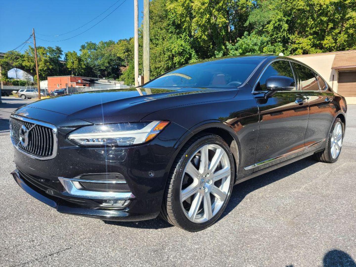 2017 BLACK VOLVO S90 T6 INSCRIPTION (YV1A22ML2H1) with an 2.0L engine, Automatic transmission, located at 117 North Cameron Street, Harrisburg, PA, 17101, (717) 963-8962, 40.267021, -76.875351 - WE FINANCE!!! Good Credit/ Bad Credit/ No Credit - ALL Trade-Ins Welcomed!!! ***Guaranteed Credit Approval*** APPLY ONLINE or CALL us TODAY ;) Please call us to discuss your cash and financing options. - Photo#0