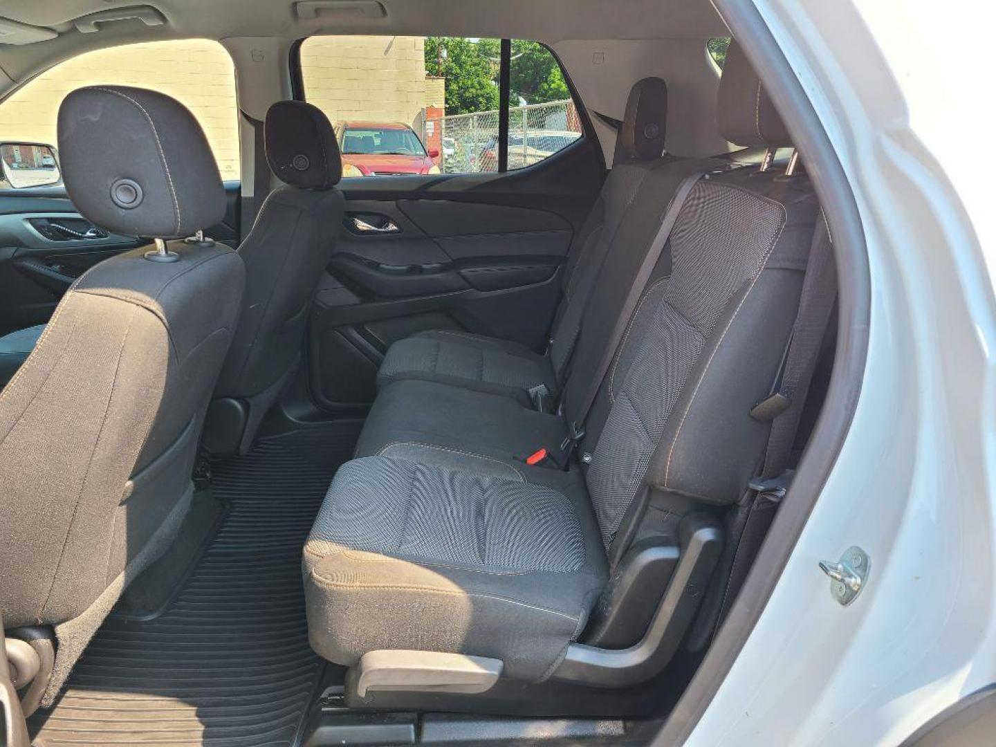 2018 WHITE CHEVROLET TRAVERSE LS (1GNERFKW1JJ) with an 3.6L engine, Automatic transmission, located at 117 North Cameron Street, Harrisburg, PA, 17101, (717) 963-8962, 40.267021, -76.875351 - WE FINANCE!!! Good Credit/ Bad Credit/ No Credit - ALL Trade-Ins Welcomed!!! ***Guaranteed Credit Approval*** APPLY ONLINE or CALL us TODAY ;) Internet Prices and Marketplace Prices are SPECIAL discounted ***CASH DEALS*** Retail Prices are higher. Please call us to discuss your cash and finan - Photo#14