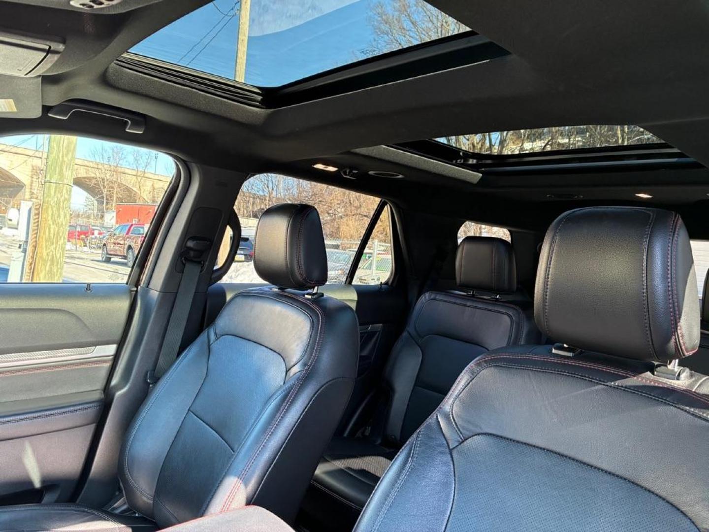 2018 BURGUN FORD EXPLORER SPORT (1FM5K8GT7JG) with an 3.5L engine, Automatic transmission, located at 117 North Cameron Street, Harrisburg, PA, 17101, (717) 963-8962, 40.267021, -76.875351 - WE FINANCE!!! Good Credit/ Challenged Credit/ No Credit - ALL Trade-Ins Welcomed!!! APPLY ONLINE or CALL us TODAY ;) Please call us to discuss your cash and/or financing options. - Photo#17