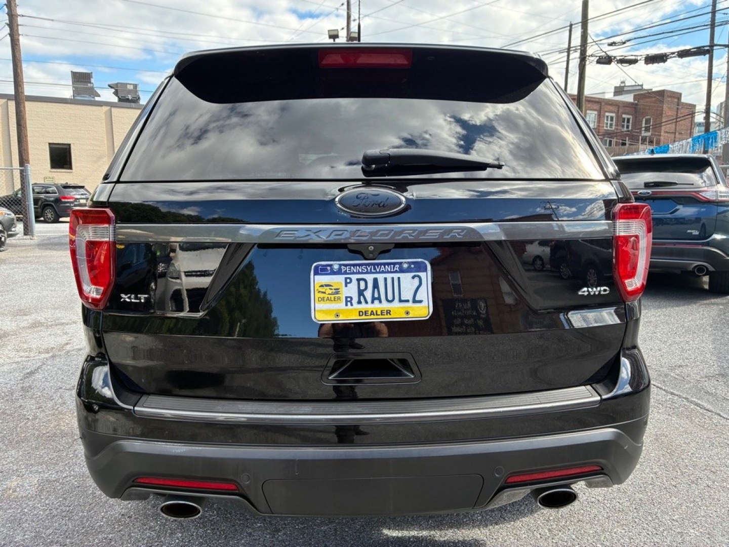 2018 BLACK FORD EXPLORER XLT (1FM5K8D86JG) with an 3.5L engine, Automatic transmission, located at 117 North Cameron Street, Harrisburg, PA, 17101, (717) 963-8962, 40.267021, -76.875351 - WE FINANCE!!! MOST vehicles are available for financing. Good Credit/ Challenged Credit/ No Credit - ALL Trade-Ins Welcomed!!! APPLY ONLINE or CALL us TODAY Please call us to discuss your cash and/or financing options. Thanks for checking our inventory! We're here to help.- Photo#3