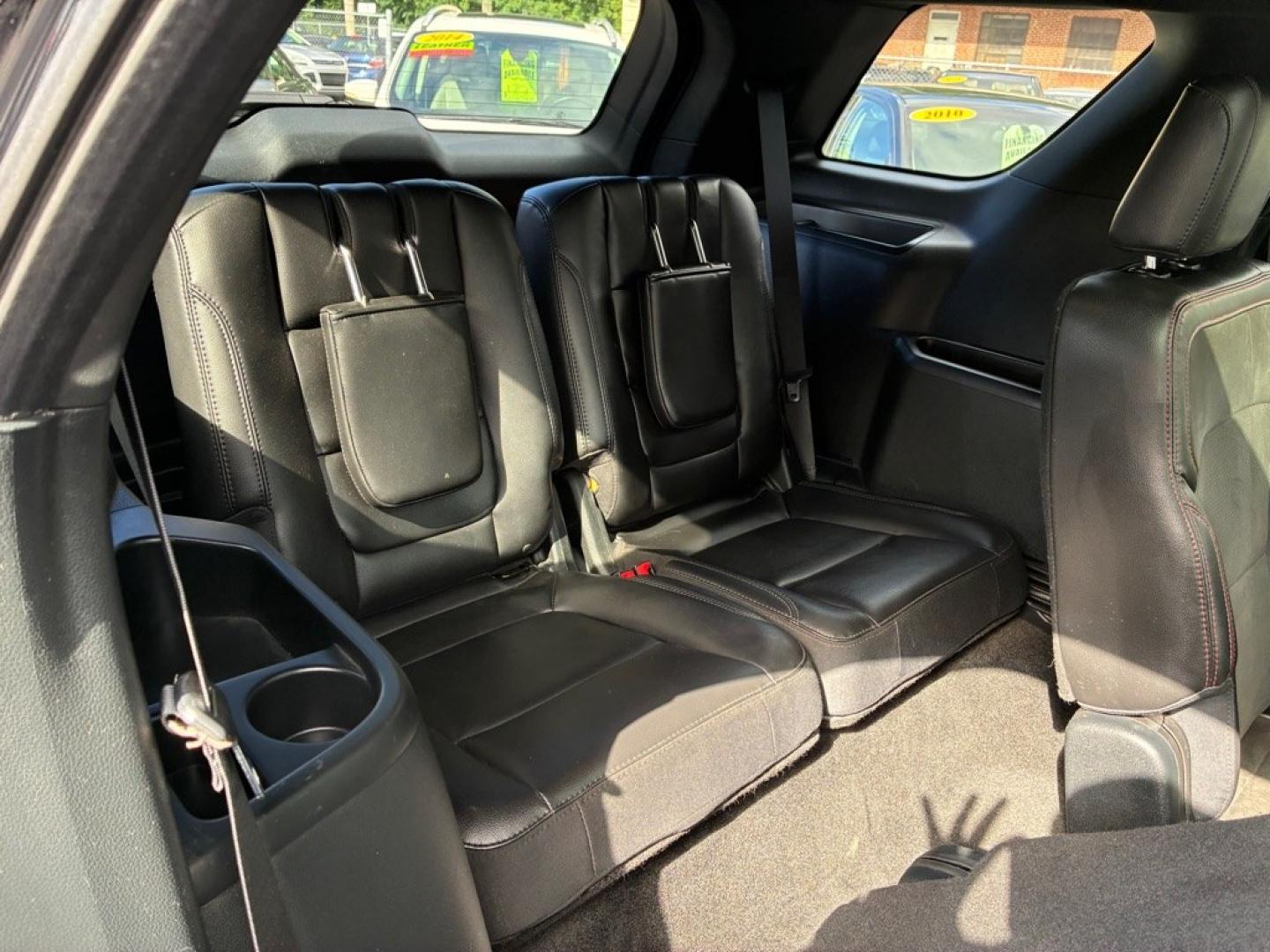 2018 BLACK FORD EXPLORER XLT (1FM5K8D86JG) with an 3.5L engine, Automatic transmission, located at 117 North Cameron Street, Harrisburg, PA, 17101, (717) 963-8962, 40.267021, -76.875351 - WE FINANCE!!! MOST vehicles are available for financing. Good Credit/ Challenged Credit/ No Credit - ALL Trade-Ins Welcomed!!! APPLY ONLINE or CALL us TODAY Please call us to discuss your cash and/or financing options. Thanks for checking our inventory! We're here to help.- Photo#10