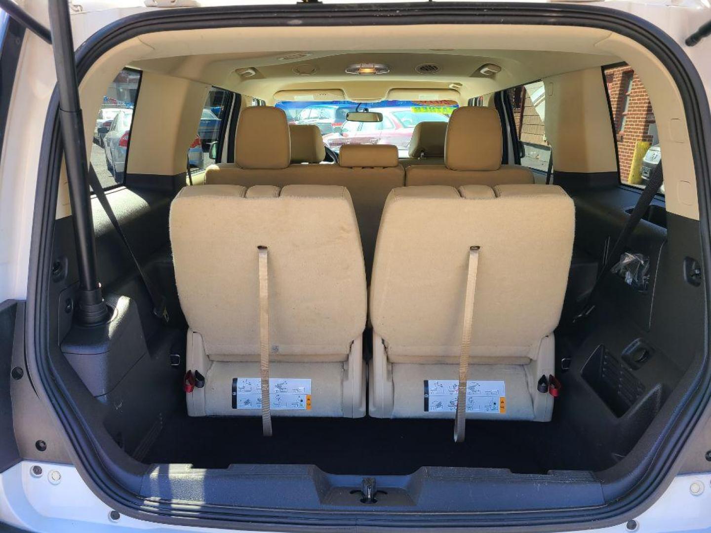 2018 WHITE FORD FLEX SEL (2FMHK6C85JB) with an 3.5L engine, Automatic transmission, located at 7981 Paxton Street, Harrisburg, PA, 17111, (717) 561-2926, 40.261490, -76.749229 - Photo#13