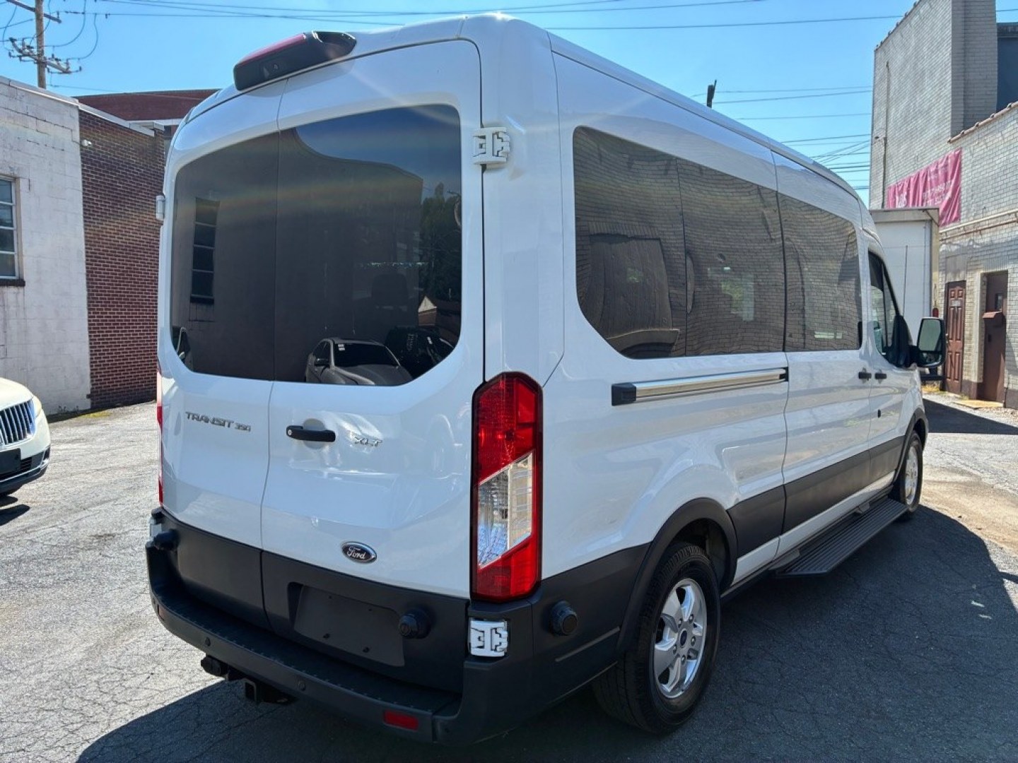 2018 WHITE FORD TRANSIT T-350 (1FBZX2CM0JK) with an 3.7L engine, Automatic transmission, located at 117 North Cameron Street, Harrisburg, PA, 17101, (717) 963-8962, 40.267021, -76.875351 - WE FINANCE!!! MOST vehicles are available for financing. Good Credit/ Challenged Credit/ No Credit - ALL Trade-Ins Welcomed!!! APPLY ONLINE or CALL us TODAY Please call us to discuss your cash and/or financing options. Thanks for checking our inventory! We're here to help.- Photo#4
