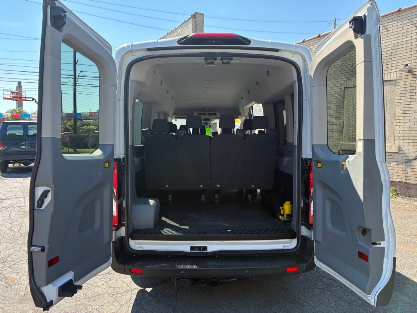 2018 WHITE FORD TRANSIT T-350 (1FBZX2CM0JK) with an 3.7L engine, Automatic transmission, located at 117 North Cameron Street, Harrisburg, PA, 17101, (717) 963-8962, 40.267021, -76.875351 - WE FINANCE!!! MOST vehicles are available for financing. Good Credit/ Challenged Credit/ No Credit - ALL Trade-Ins Welcomed!!! APPLY ONLINE or CALL us TODAY Please call us to discuss your cash and/or financing options. Thanks for checking our inventory! We're here to help.- Photo#11