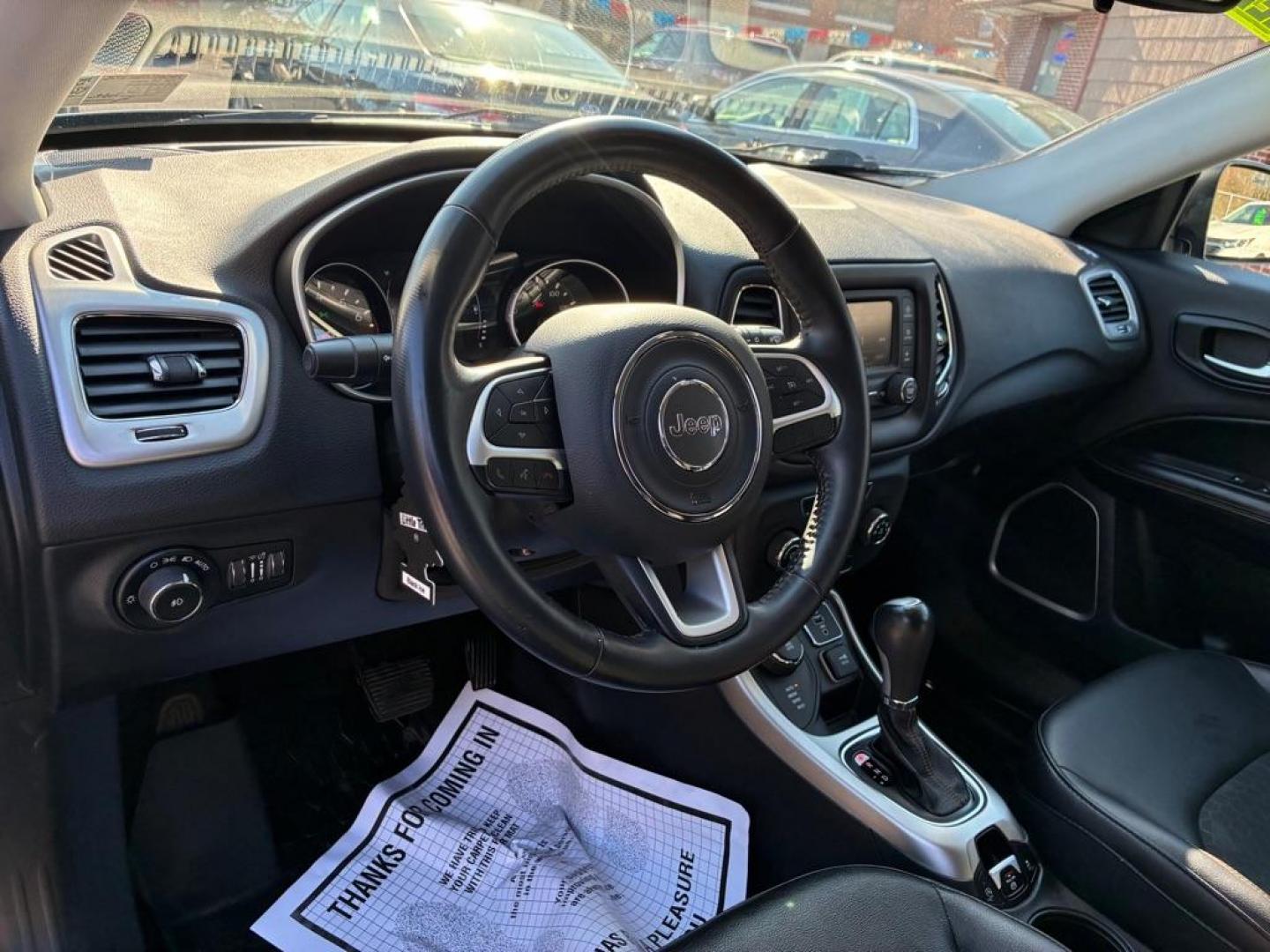 2018 SILVER JEEP COMPASS LATITUDE (3C4NJDBB2JT) with an 2.4L engine, Automatic transmission, located at 131 N Cameron st, Harrisburg, PA, 17101, (717) 561-2926, 40.267086, -76.875374 - Photo#14