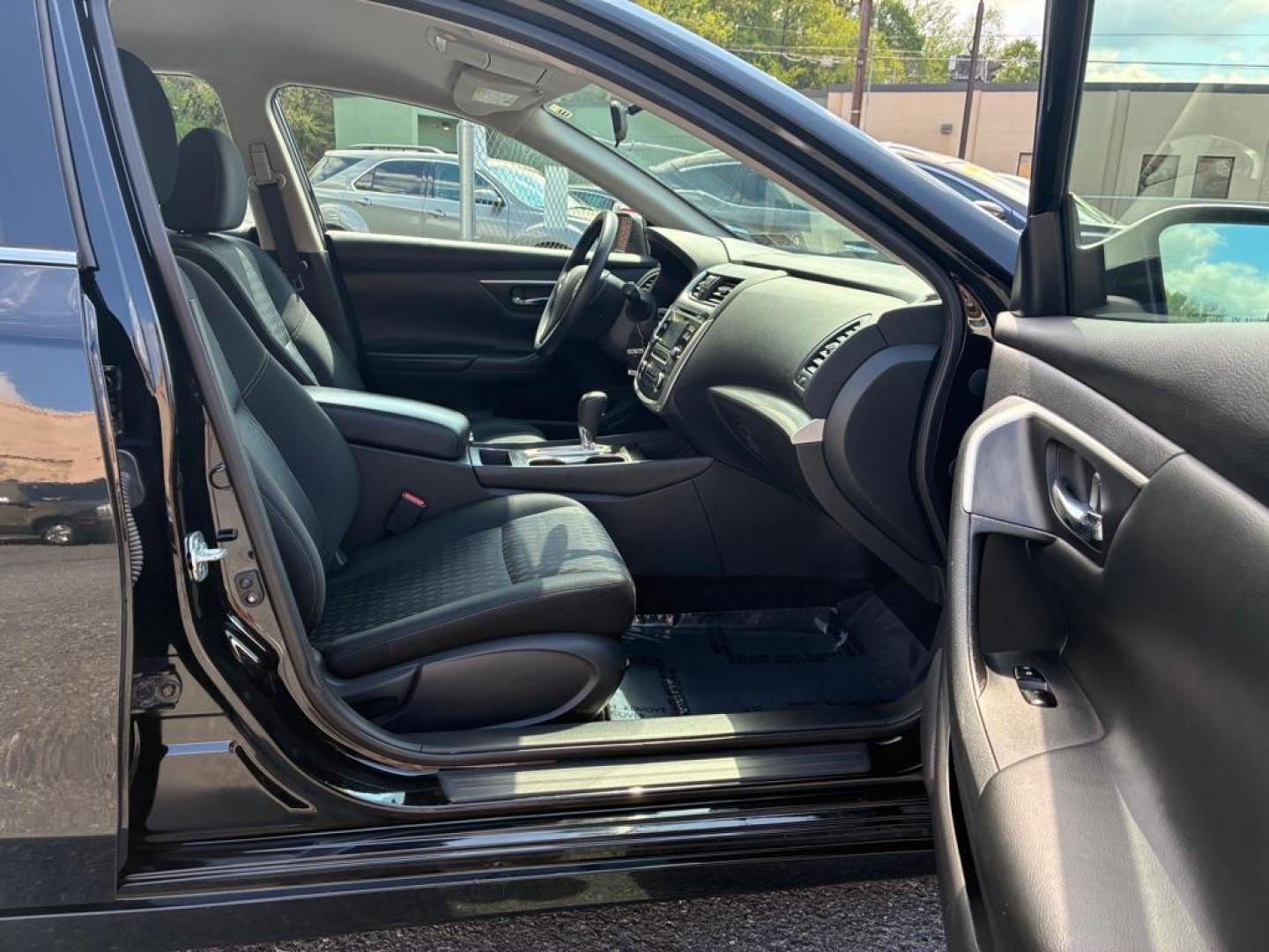 2018 BLACK NISSAN ALTIMA 2.5 (1N4AL3AP5JC) with an 2.5L engine, Continuously Variable transmission, located at 117 North Cameron Street, Harrisburg, PA, 17101, (717) 963-8962, 40.267021, -76.875351 - WE FINANCE!!! MOST vehicles are available for financing. Good Credit/ Challenged Credit/ No Credit - ALL Trade-Ins Welcomed!!! APPLY ONLINE or CALL us TODAY Please call us to discuss your cash and/or financing options. Thanks for checking our inventory! We're here to help. - Photo#9