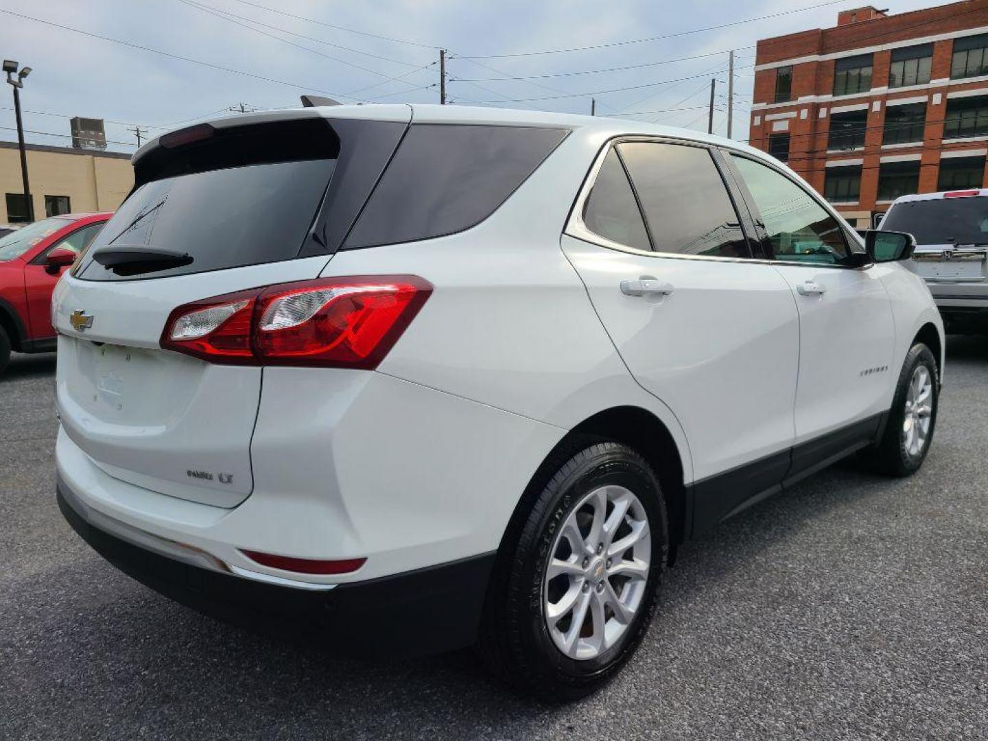 2019 WHITE CHEVROLET EQUINOX LT (3GNAXUEV2KS) with an 1.5L engine, Automatic transmission, located at 7981 Paxton Street, Harrisburg, PA, 17111, (717) 561-2926, 40.261490, -76.749229 - WE FINANCE!!! Good Credit/ Bad Credit/ No Credit - ALL Trade-Ins Welcomed!!! ***Guaranteed Credit Approval*** APPLY ONLINE or CALL us TODAY ;) Internet Prices and Marketplace Prices are SPECIAL discounted ***CASH DEALS*** Retail Prices are higher. Please call us to discuss your cash and finan - Photo#4