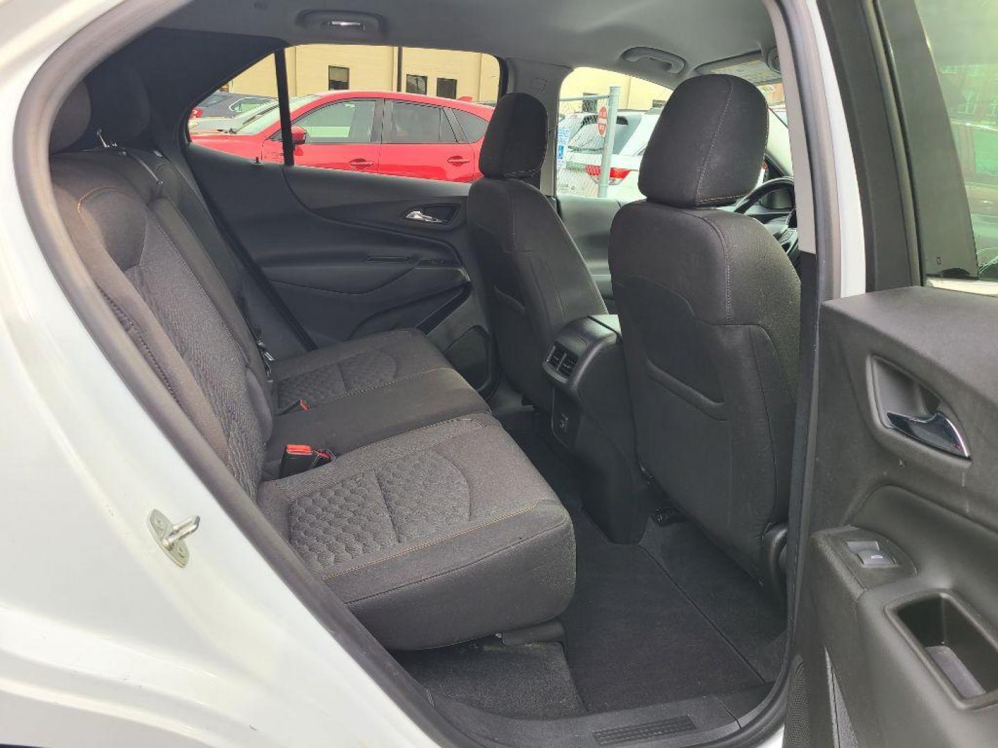 2019 WHITE CHEVROLET EQUINOX LT (3GNAXUEV2KS) with an 1.5L engine, Automatic transmission, located at 7981 Paxton Street, Harrisburg, PA, 17111, (717) 561-2926, 40.261490, -76.749229 - WE FINANCE!!! Good Credit/ Bad Credit/ No Credit - ALL Trade-Ins Welcomed!!! ***Guaranteed Credit Approval*** APPLY ONLINE or CALL us TODAY ;) Internet Prices and Marketplace Prices are SPECIAL discounted ***CASH DEALS*** Retail Prices are higher. Please call us to discuss your cash and finan - Photo#9