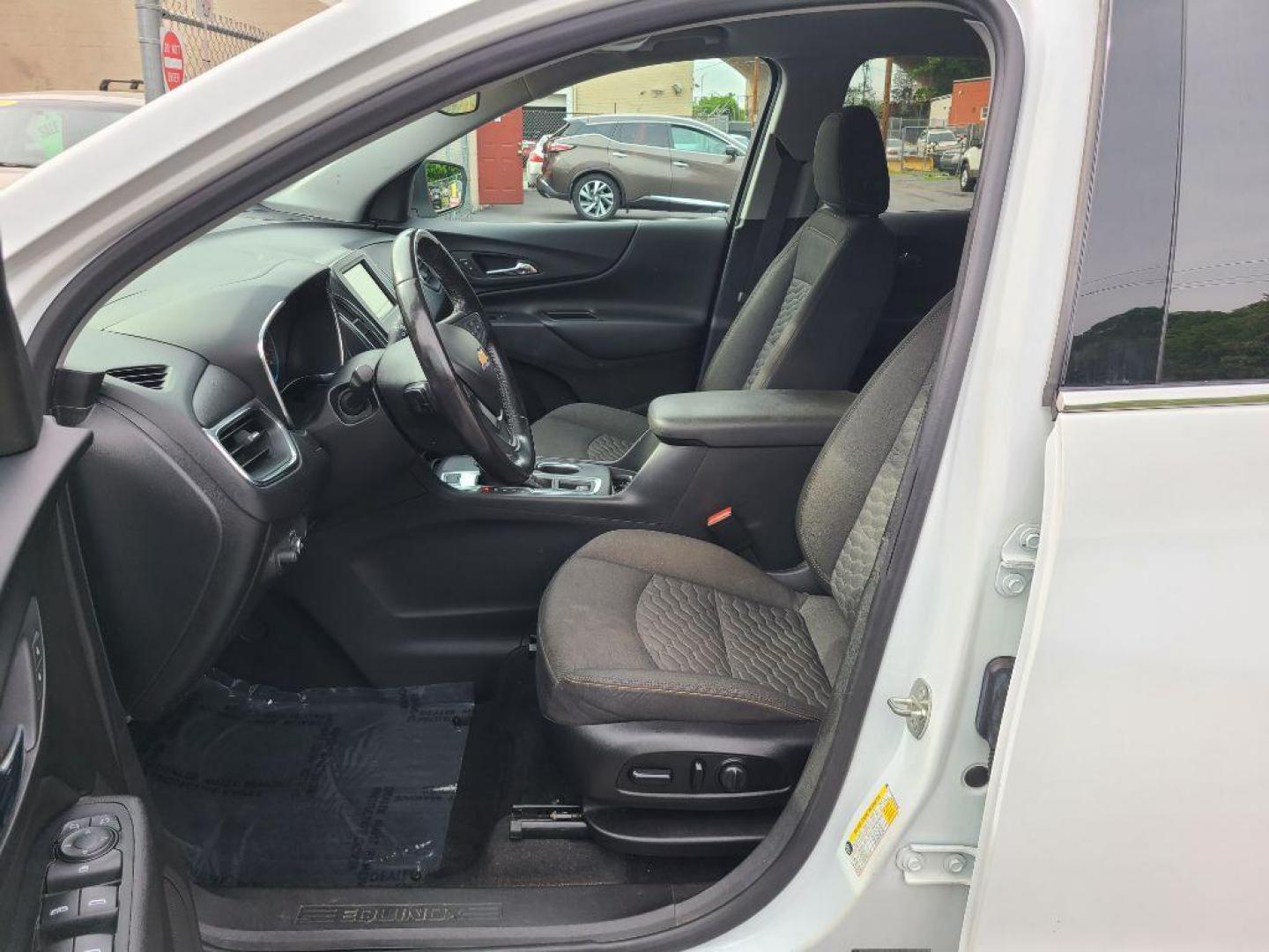 2019 WHITE CHEVROLET EQUINOX LT (3GNAXUEV2KS) with an 1.5L engine, Automatic transmission, located at 7981 Paxton Street, Harrisburg, PA, 17111, (717) 561-2926, 40.261490, -76.749229 - WE FINANCE!!! Good Credit/ Bad Credit/ No Credit - ALL Trade-Ins Welcomed!!! ***Guaranteed Credit Approval*** APPLY ONLINE or CALL us TODAY ;) Internet Prices and Marketplace Prices are SPECIAL discounted ***CASH DEALS*** Retail Prices are higher. Please call us to discuss your cash and finan - Photo#13