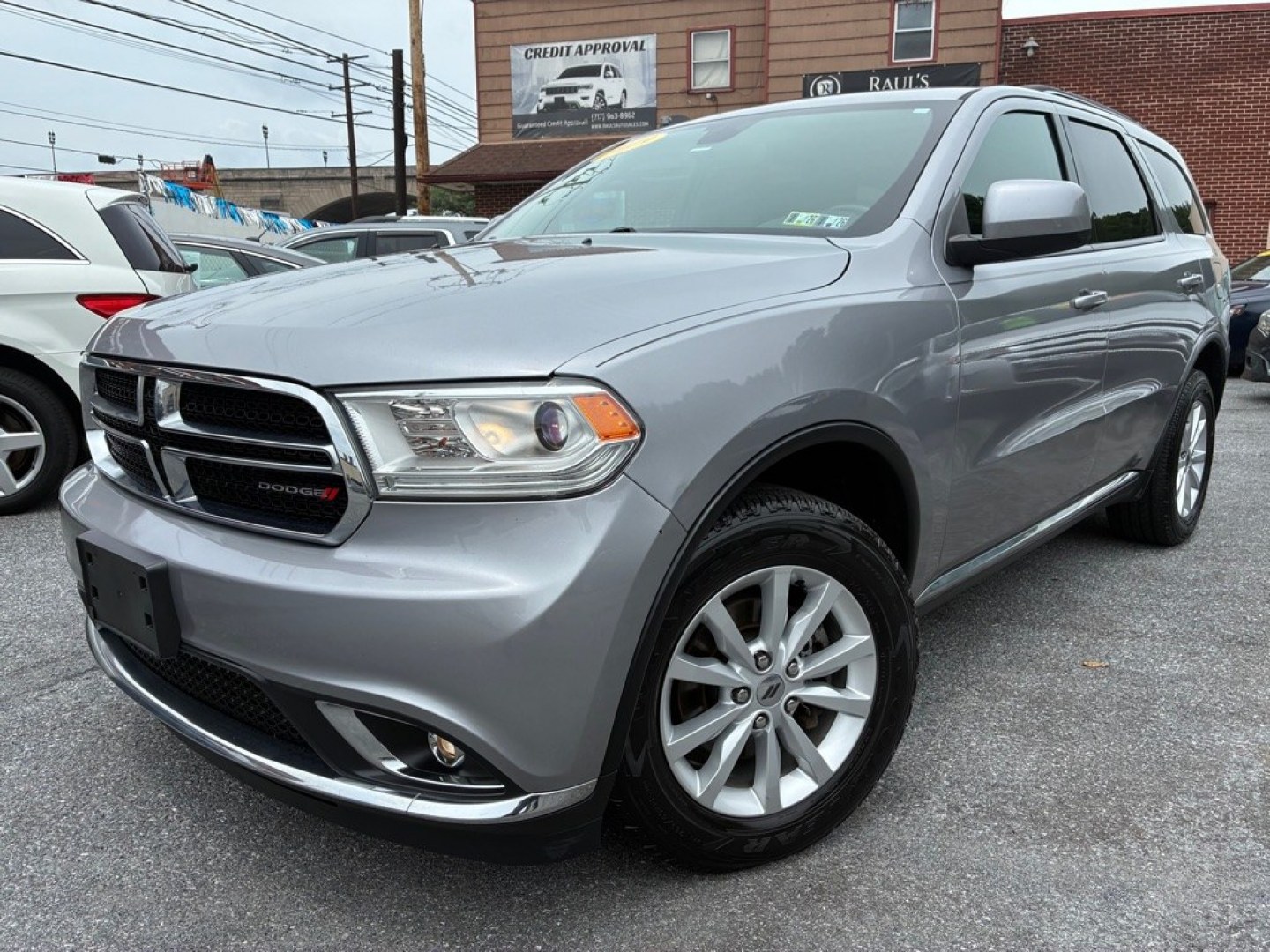 2019 SILVER DODGE DURANGO SXT (1C4RDJAG1KC) with an 3.6L engine, Automatic transmission, located at 117 North Cameron Street, Harrisburg, PA, 17101, (717) 963-8962, 40.267021, -76.875351 - WE FINANCE!!! MOST vehicles are available for financing. Good Credit/ Challenged Credit/ No Credit - ALL Trade-Ins Welcomed!!! APPLY ONLINE or CALL us TODAY Please call us to discuss your cash and/or financing options. Thanks for checking our inventory! We're here to help.- Photo#0