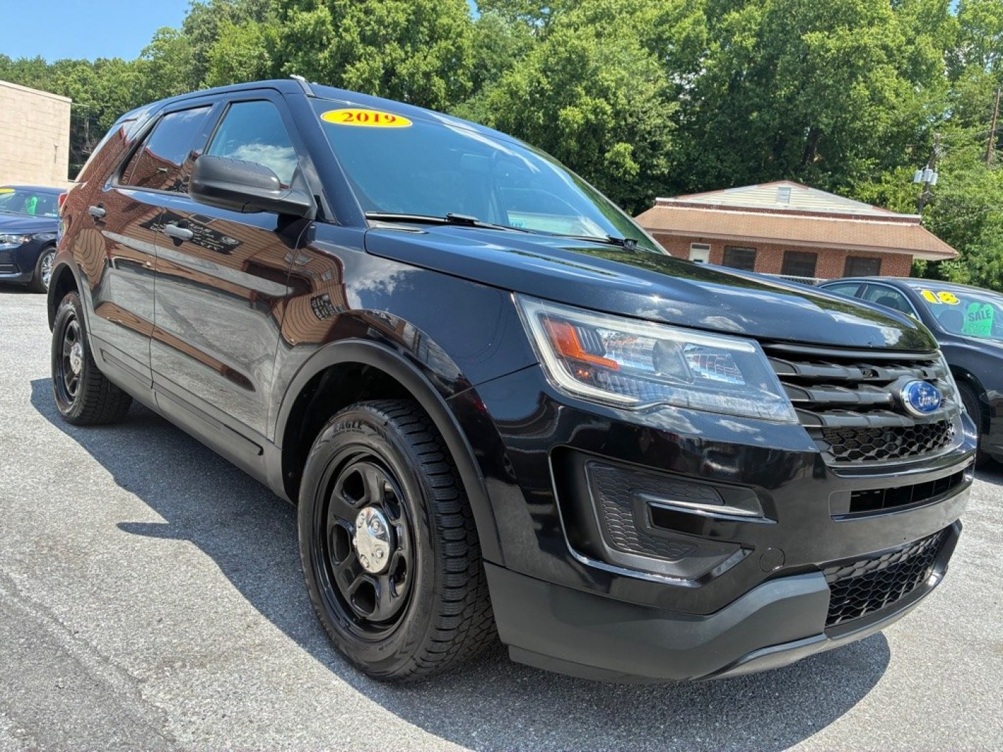 2019 BLACK FORD EXPLORER POLICE INTERCEPTOR (1FM5K8AR8KG) with an 3.7L engine, Automatic transmission, located at 117 North Cameron Street, Harrisburg, PA, 17101, (717) 963-8962, 40.267021, -76.875351 - WE FINANCE!!! MOST vehicles are available for financing. Good Credit/ Challenged Credit/ No Credit - ALL Trade-Ins Welcomed!!! APPLY ONLINE or CALL us TODAY Please call us to discuss your cash and/or financing options. Thanks for checking our inventory! We're here to help.- Photo#6