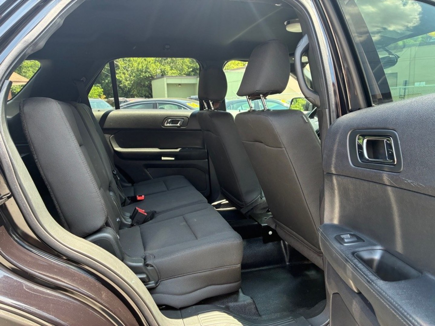 2019 BLACK FORD EXPLORER POLICE INTERCEPTOR (1FM5K8AR8KG) with an 3.7L engine, Automatic transmission, located at 117 North Cameron Street, Harrisburg, PA, 17101, (717) 963-8962, 40.267021, -76.875351 - WE FINANCE!!! MOST vehicles are available for financing. Good Credit/ Challenged Credit/ No Credit - ALL Trade-Ins Welcomed!!! APPLY ONLINE or CALL us TODAY Please call us to discuss your cash and/or financing options. Thanks for checking our inventory! We're here to help.- Photo#9