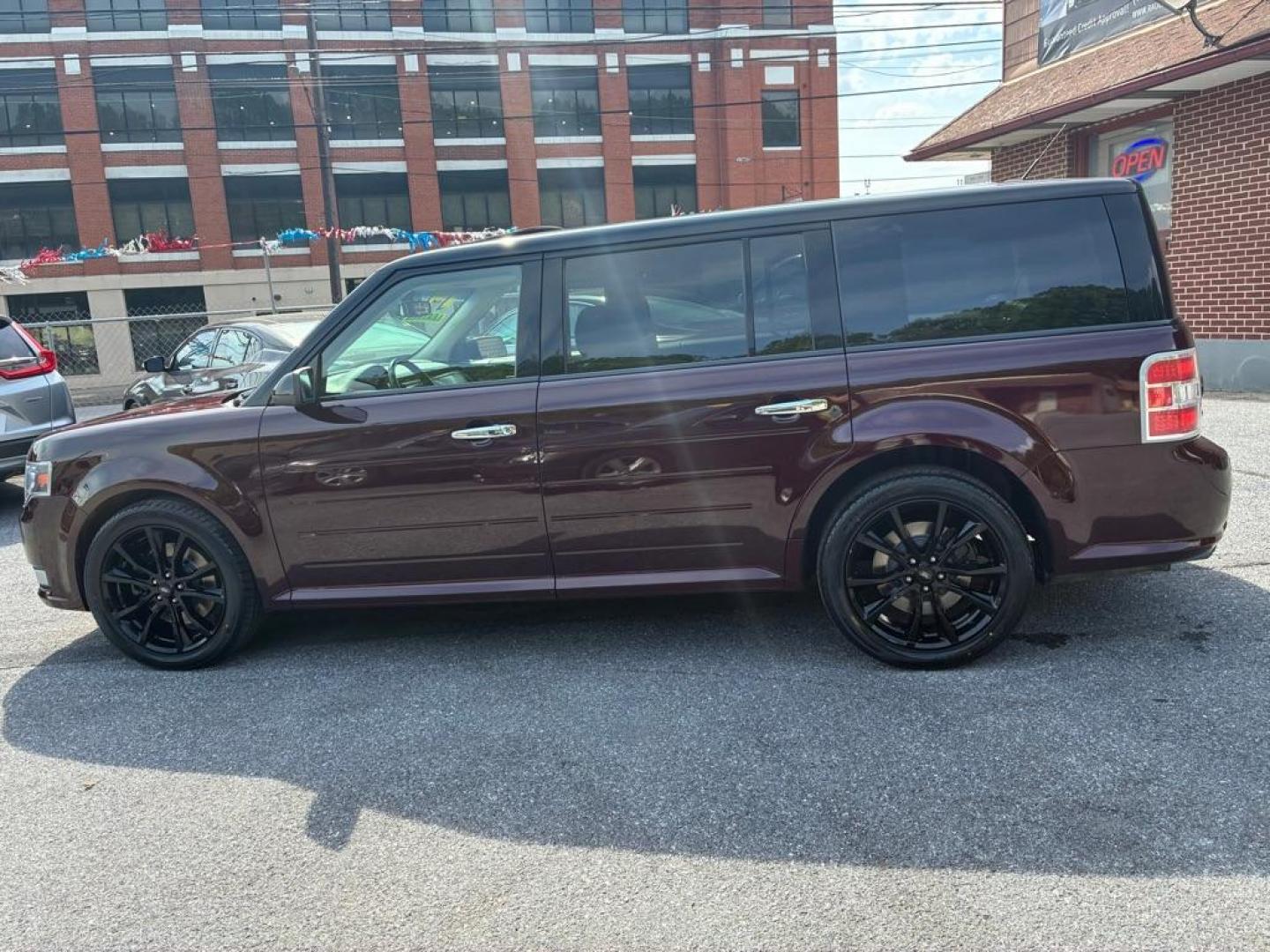 2019 BURGAN FORD FLEX LIMITED (2FMHK6DT5KB) with an 3.5L engine, Automatic transmission, located at 117 North Cameron Street, Harrisburg, PA, 17101, (717) 963-8962, 40.267021, -76.875351 - WE FINANCE!!! MOST vehicles are available for financing. Good Credit/ Challenged Credit/ No Credit - ALL Trade-Ins Welcomed!!! APPLY ONLINE or CALL us TODAY Please call us to discuss your cash and/or financing options. Thanks for checking our inventory! We're here to help. - Photo#1