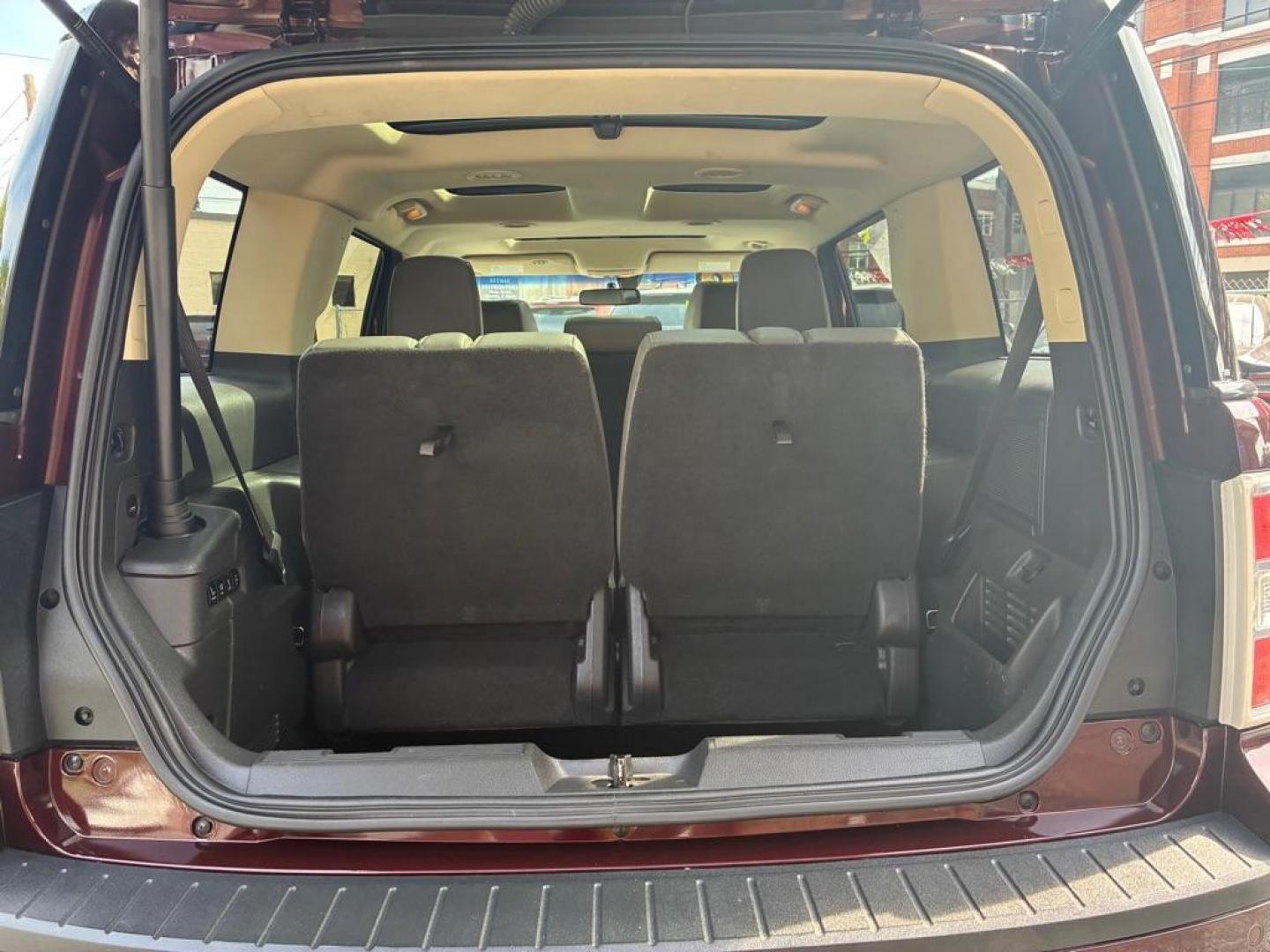 2019 BURGAN FORD FLEX LIMITED (2FMHK6DT5KB) with an 3.5L engine, Automatic transmission, located at 117 North Cameron Street, Harrisburg, PA, 17101, (717) 963-8962, 40.267021, -76.875351 - WE FINANCE!!! MOST vehicles are available for financing. Good Credit/ Challenged Credit/ No Credit - ALL Trade-Ins Welcomed!!! APPLY ONLINE or CALL us TODAY Please call us to discuss your cash and/or financing options. Thanks for checking our inventory! We're here to help. - Photo#11