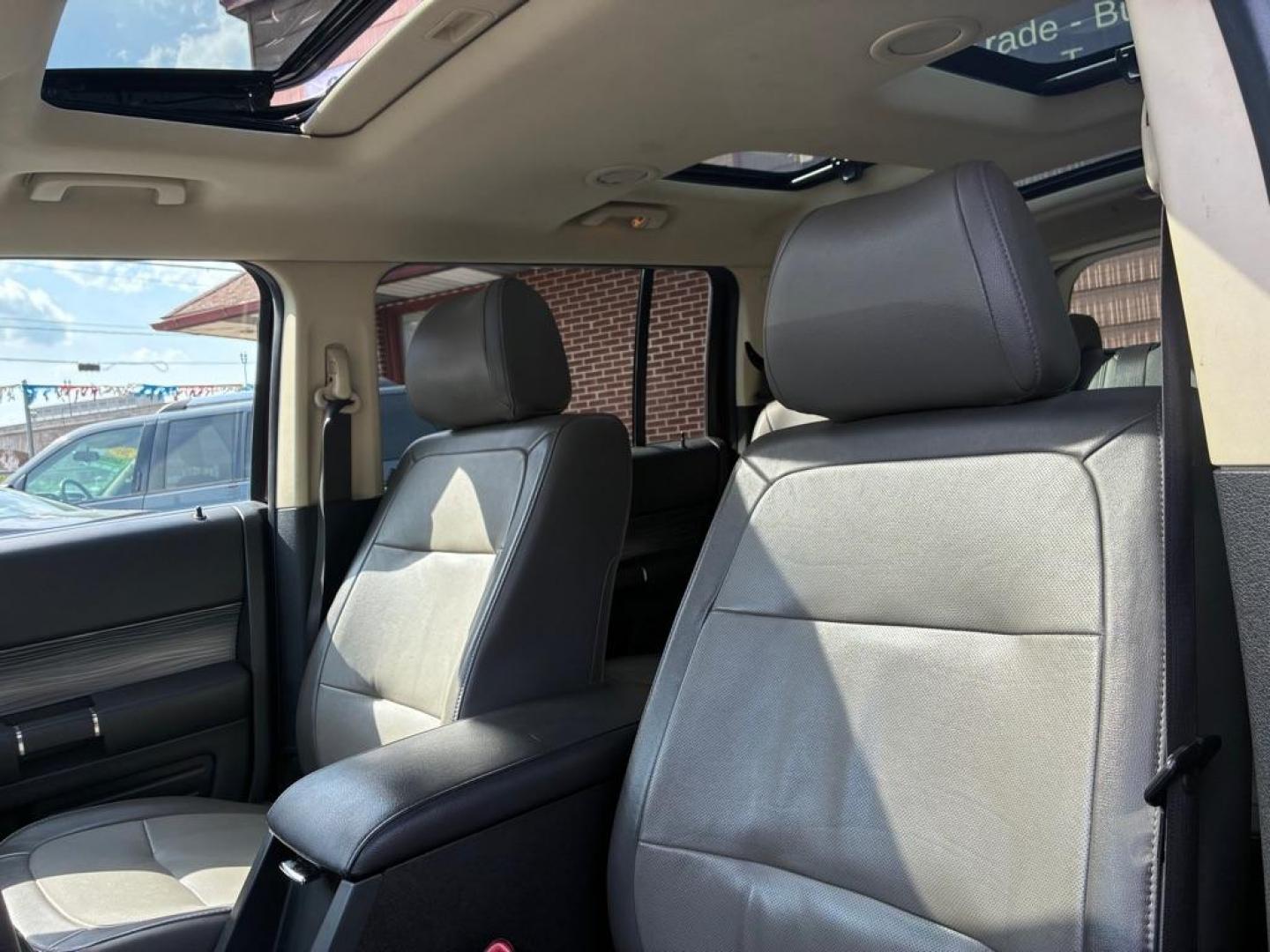 2019 BURGAN FORD FLEX LIMITED (2FMHK6DT5KB) with an 3.5L engine, Automatic transmission, located at 117 North Cameron Street, Harrisburg, PA, 17101, (717) 963-8962, 40.267021, -76.875351 - WE FINANCE!!! MOST vehicles are available for financing. Good Credit/ Challenged Credit/ No Credit - ALL Trade-Ins Welcomed!!! APPLY ONLINE or CALL us TODAY Please call us to discuss your cash and/or financing options. Thanks for checking our inventory! We're here to help. - Photo#15