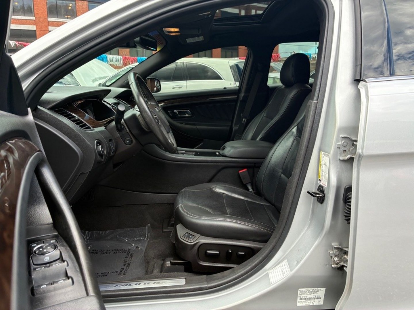 2019 SILVER FORD TAURUS LIMITED (1FAHP2F81KG) with an 3.5L engine, Automatic transmission, located at 117 North Cameron Street, Harrisburg, PA, 17101, (717) 963-8962, 40.267021, -76.875351 - Value Added Options - Installed Navigation System Sun/Moonroof Value Added Options - Standard Automatic Highbeams Auxiliary Audio Input Back-Up Camera Blind Spot Monitor Bluetooth Connection Cooled Front Seat Cross-Traffic Alert Dual A/C Hands-Free Liftgate Heated Front Seat Heated M- Photo#13