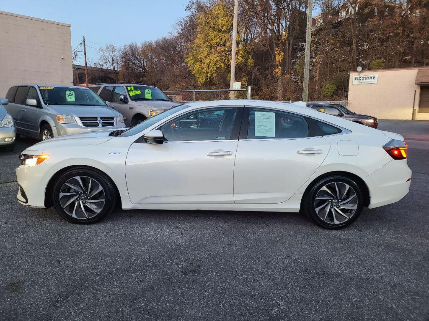 2019 WHITE HONDA INSIGHT TOURING (19XZE4F91KE) with an 1.5L engine, Automatic transmission, located at 117 North Cameron Street, Harrisburg, PA, 17101, (717) 963-8962, 40.267021, -76.875351 - WE FINANCE!!! Good Credit/ Bad Credit/ No Credit - ALL Trade-Ins Welcomed!!! ***Guaranteed Credit Approval*** APPLY ONLINE or CALL us TODAY ;) Internet Prices and Marketplace Prices are SPECIAL discounted ***CASH DEALS*** Retail Prices are higher. Please call us to discuss your cash and finan - Photo#1
