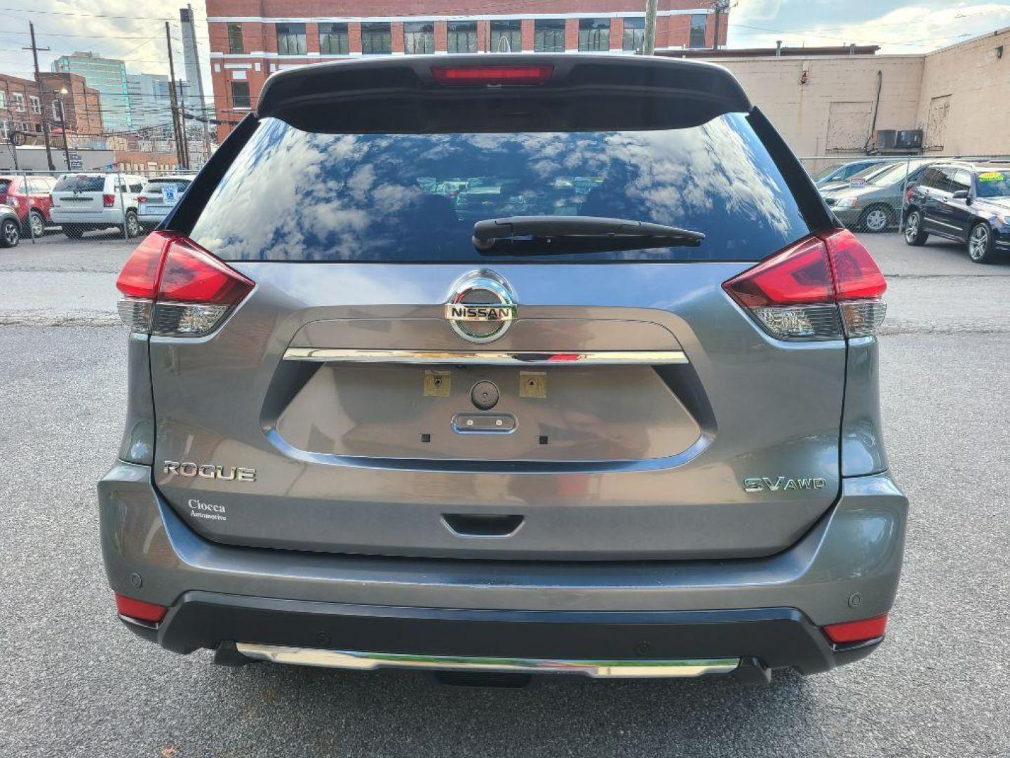2019 GRAY NISSAN ROGUE S (KNMAT2MV3KP) with an 2.5L engine, Continuously Variable transmission, located at 117 North Cameron Street, Harrisburg, PA, 17101, (717) 963-8962, 40.267021, -76.875351 - WE FINANCE!!! Good Credit/ Bad Credit/ No Credit - ALL Trade-Ins Welcomed!!! ***Guaranteed Credit Approval*** APPLY ONLINE or CALL us TODAY ;) Internet Prices and Marketplace Prices are SPECIAL discounted ***CASH DEALS*** Retail Prices are higher. Please call us to discuss your cash and finan - Photo#3